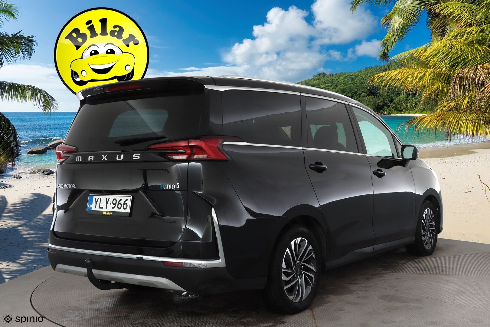 Maxus Euniq 5 2023 Grand Wagon 6 paikkainen 177hv - Exclusive - | ACC | Panorama | Nahkaverhoilu | Sähköpenkit | 360° kamera | Keyless | Digimittaristo | Ambient Light | BSM | Lane Assist | 2x renkaat aluin |