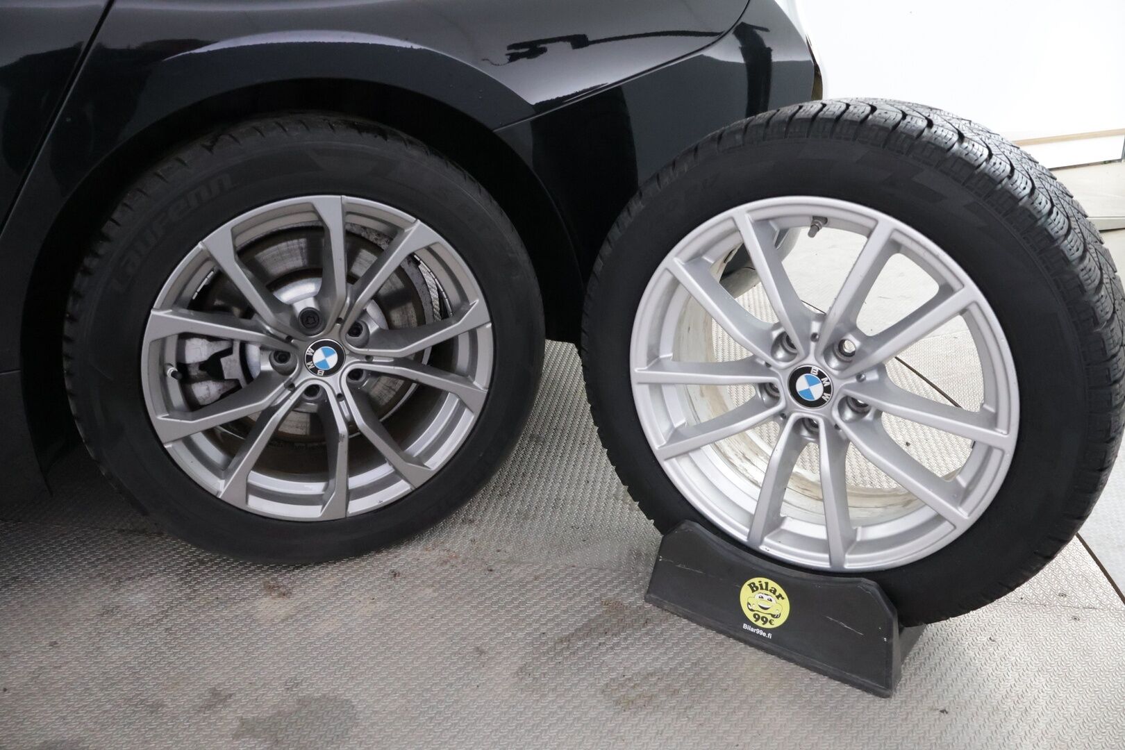 BMW 330E 2020 G20 Sedan Business Sport ** Uusi korimalli /Sport-penkit / Puolnahat / P-tutkat / Apple carplay & Android auto**