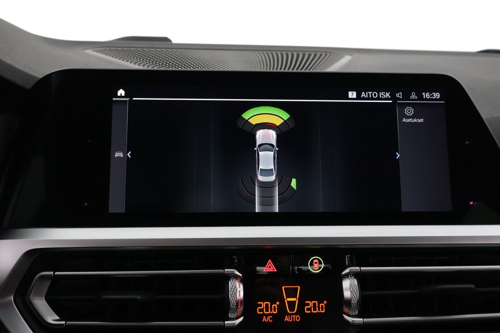 BMW 330E 2020 G20 Sedan Business Sport ** Uusi korimalli /Sport-penkit / Puolnahat / P-tutkat / Apple carplay & Android auto**