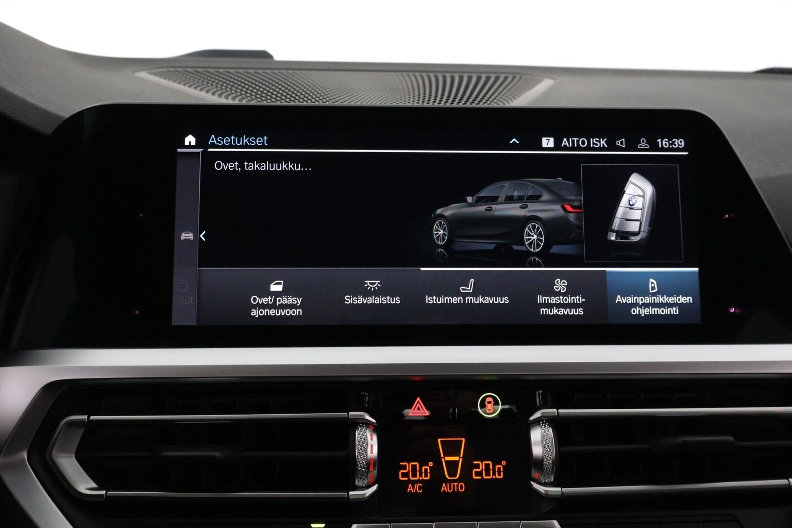 BMW 330E 2020 G20 Sedan Business Sport ** Uusi korimalli /Sport-penkit / Puolnahat / P-tutkat / Apple carplay & Android auto**