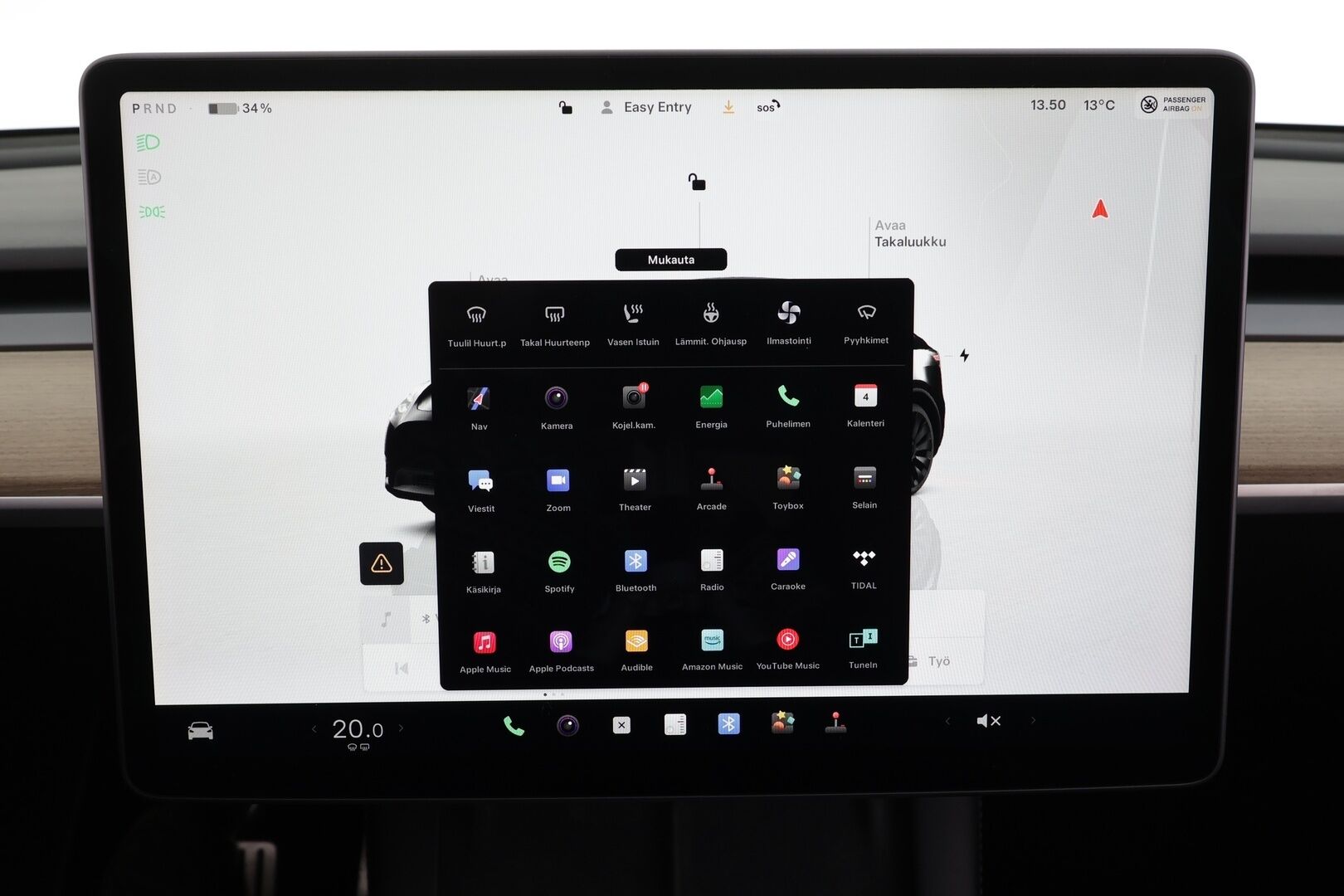 Tesla Model Y 2022 Performance * Lasikatto / Premium Audio / Koukku / Matrix LED / P.kamera / ILP * - Kahdet renkaat aluvanteilla - HULLU BLACKWEEK KORKOTARJOUS 2,49%