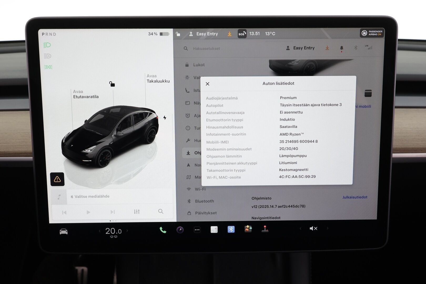 Tesla Model Y 2022 Performance * Lasikatto / Premium Audio / Koukku / Matrix LED / P.kamera / ILP * - Kahdet renkaat aluvanteilla - HULLU BLACKWEEK KORKOTARJOUS 2,49%