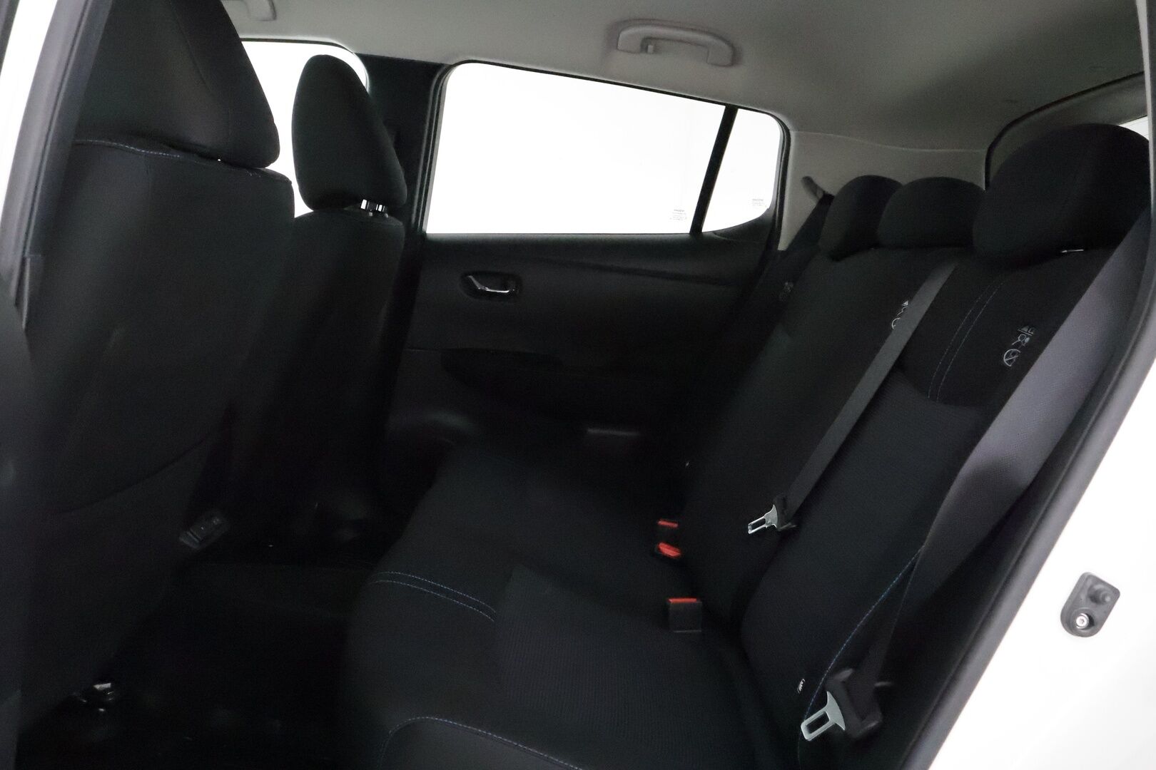 Nissan Leaf 2023 62kWh N-Connecta *ALV** 360 kamera / Adapt.vakkari / Apple&Android / Keyless / Navi - 1-Om Suomi auto / Merkkihuollettu