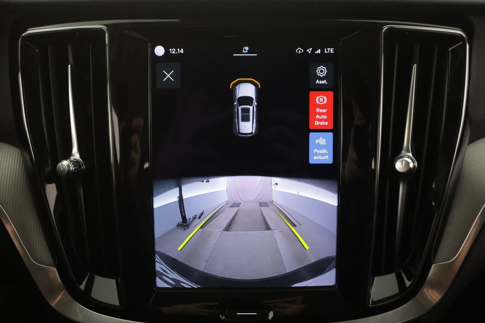 Volvo V60 2023 T6 AWD Long Range Plus Bright aut - | ACC | Koukku | Muistinahat | Sporttipenkit | Full-LED | Pilot assist | BLIS | P.kamera | High performance audio | Keyless | 1-om suomiauto | 