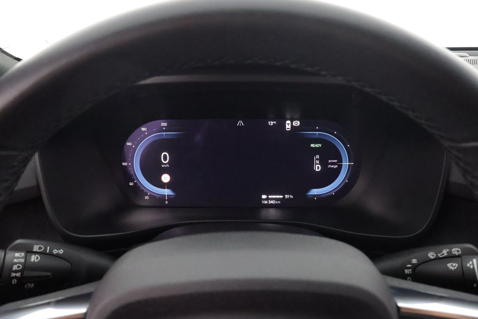 Volvo XC40 2023 Recharge Twin Ultimate aut * Pilot assist / ILP / Koukku / Muistipenkki / Harman/Kardon / 360-kamera * - Merkkihuollettu / 1.Om Suomi-auto / Akku kuntotarkastettu / Kahdet renkaat / 2x Lataus - HULLUT AVAJAISHULINAT KORKOTARJOUS 3,29 %