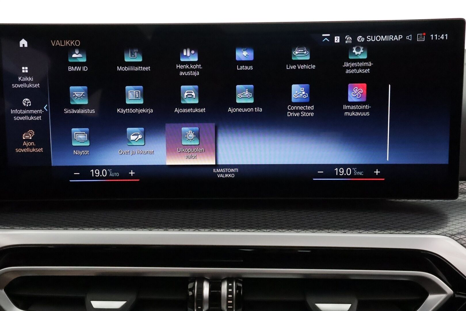 BMW i4 2023 M50 Super Charged **Lasikattoluukku / Harman/Kardon / ACC / HUD / Laser-LED / 360° / Koukku / Sporttipenkki Muistilla** - 2,99 % KORKOTARJOUS TÄHÄN AUTOON - Suomi-auto / Kahdet Renkaat / **HUIPPUVARUSTEET** 