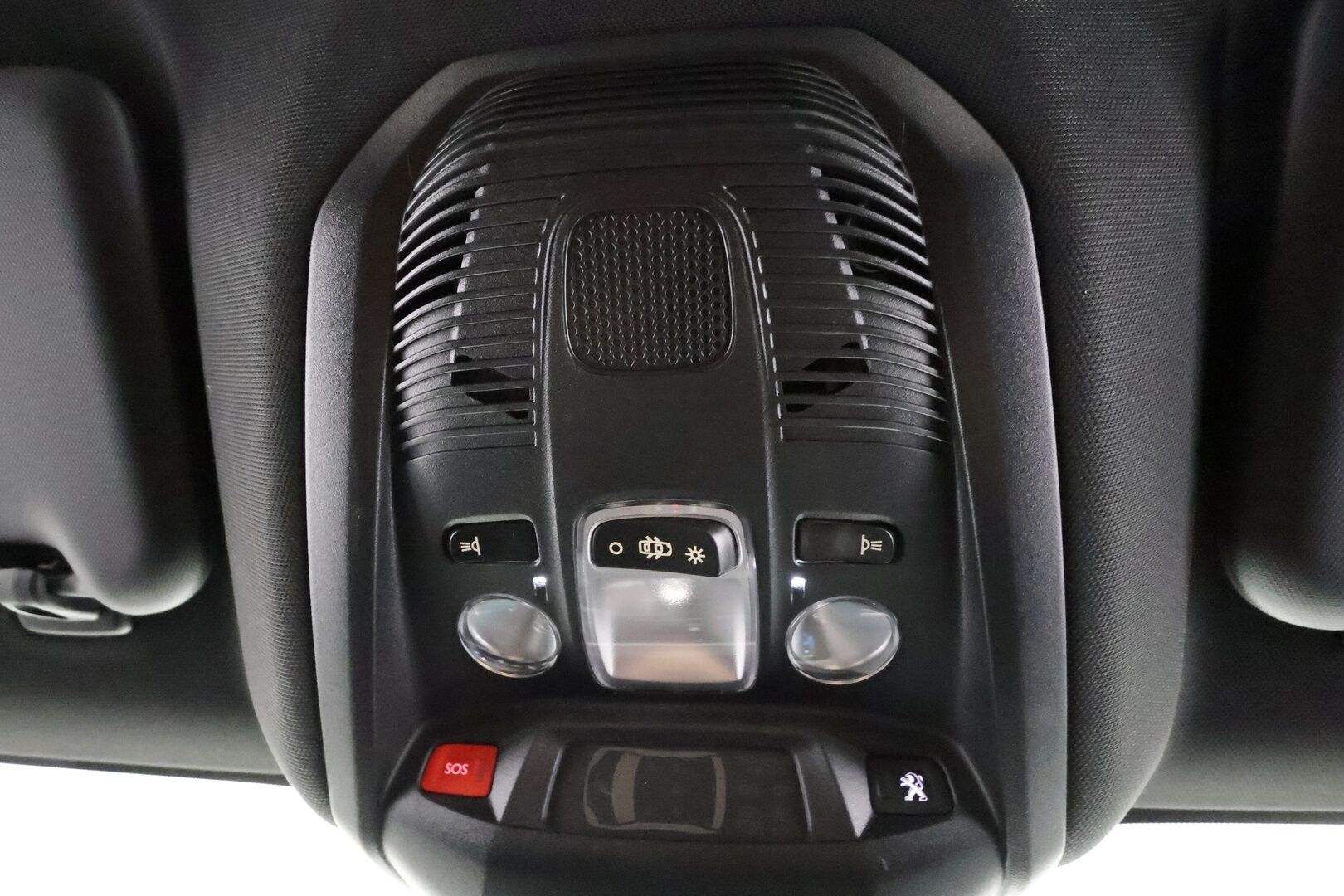 Peugeot 3008 2023 GT Hybrid4 300 EAT8-automaatti - | ACC | Puolinahat | Keyless | P.kamera | Navi | Digimittaristo | LED | BSM | Lane Assist | Apple & Android | 2x renkaat aluin | Suomiauto | 
