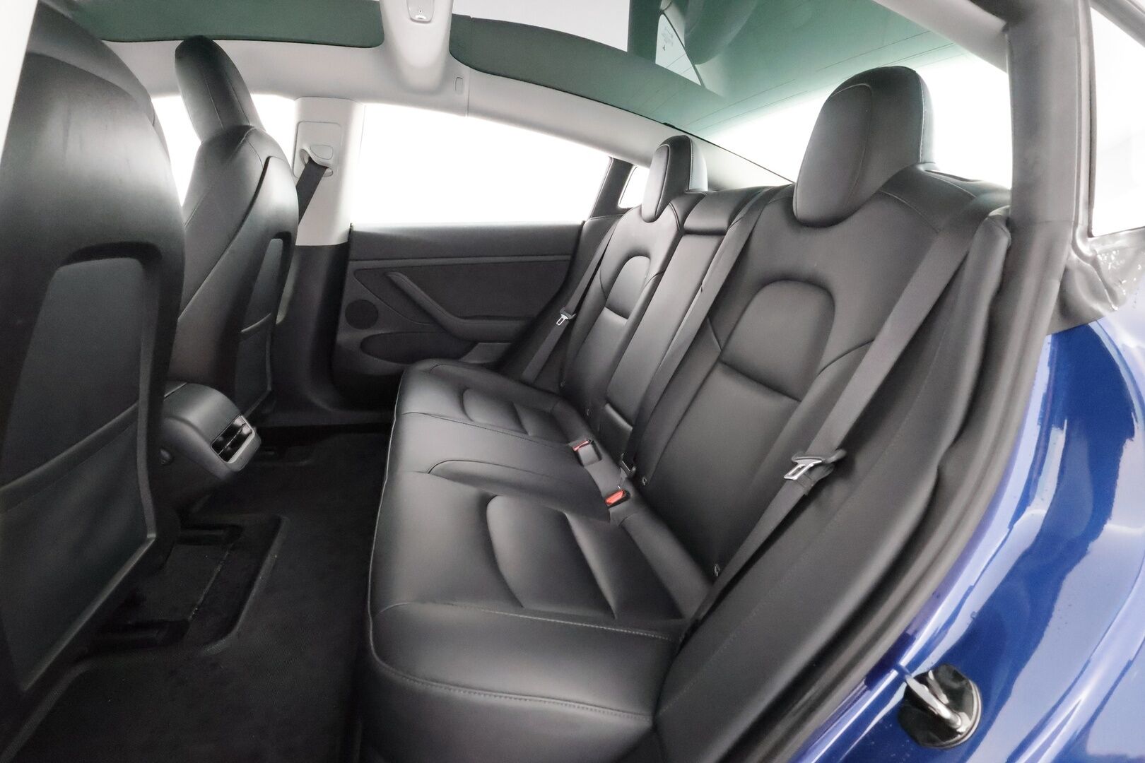 Tesla Model 3 2022 Standard Range Plus - | ILP | Lasikatto | ACC | Matrix-LED | P.Kamera | Muistipenkki | Premium Speakers | Navi | Kaistavahti | Keyless | Kahdet renkaat |