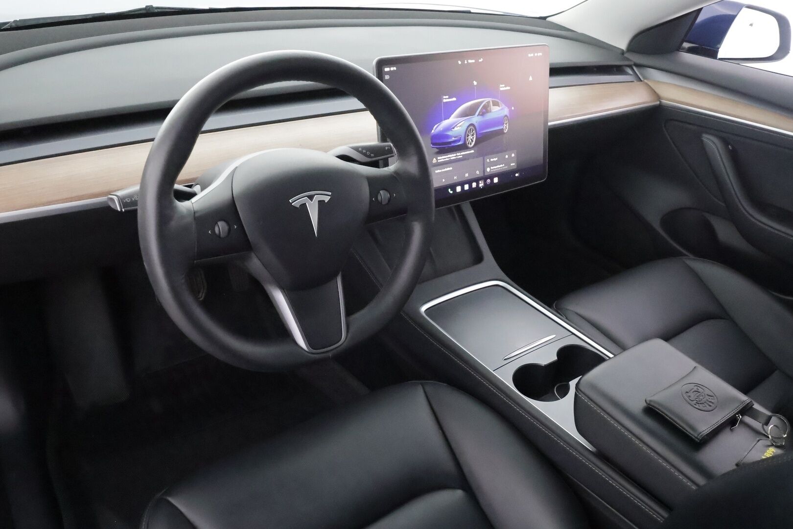 Tesla Model 3 2022 Standard Range Plus - | ILP | Lasikatto | ACC | Matrix-LED | P.Kamera | Muistipenkki | Premium Speakers | Navi | Kaistavahti | Keyless | Kahdet renkaat |