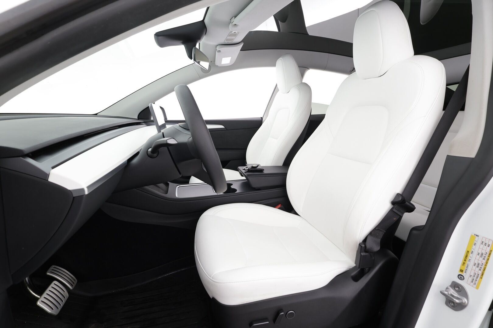 Tesla Model Y 2023 Performance - | ACC | ILP | Koukku | Valkoiset sähkönahat | Muistipenkki | Lasikatto | Ryzen | Matrix | Premium Audio | P.kamera | Track Mode | 1-om Suomiauto | 2x Renkaat Aluvantein!