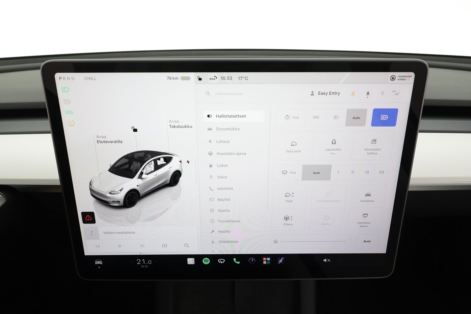 Tesla Model Y 2023 Performance - | ACC | ILP | Koukku | Valkoiset sähkönahat | Muistipenkki | Lasikatto | Ryzen | Matrix | Premium Audio | P.kamera | Track Mode | 1-om Suomiauto | 2x Renkaat Aluvantein!