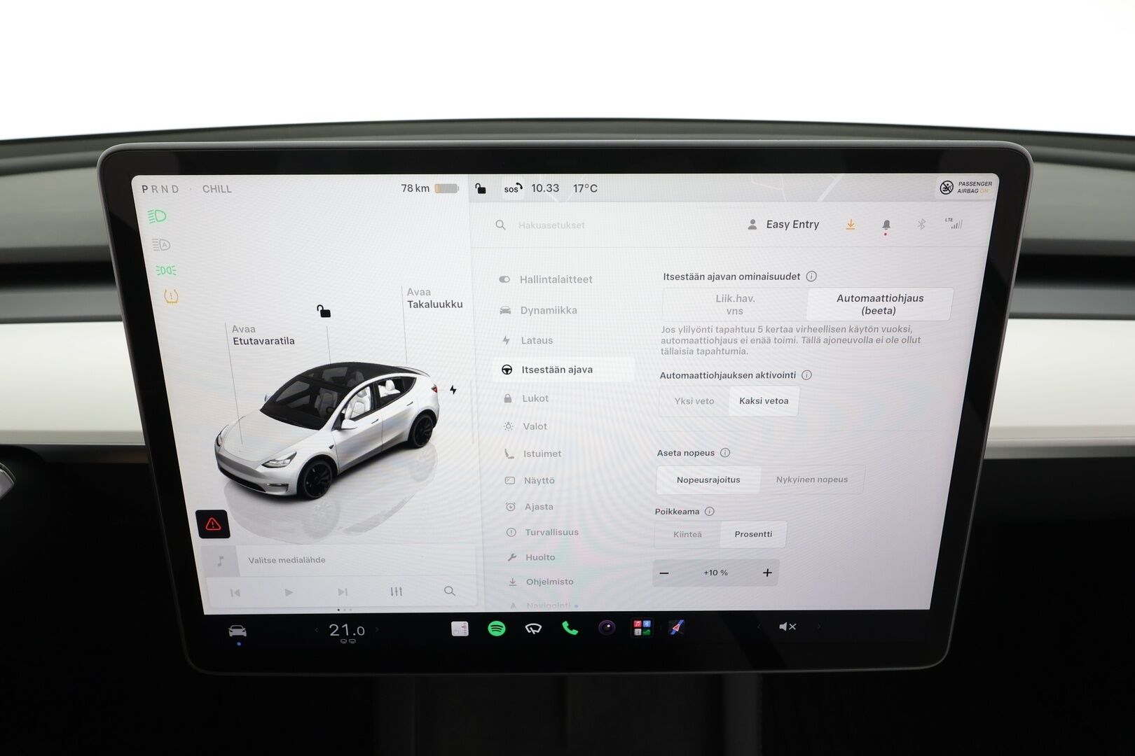 Tesla Model Y 2023 Performance - | ACC | ILP | Koukku | Valkoiset sähkönahat | Muistipenkki | Lasikatto | Ryzen | Matrix | Premium Audio | P.kamera | Track Mode | 1-om Suomiauto | 2x Renkaat Aluvantein!