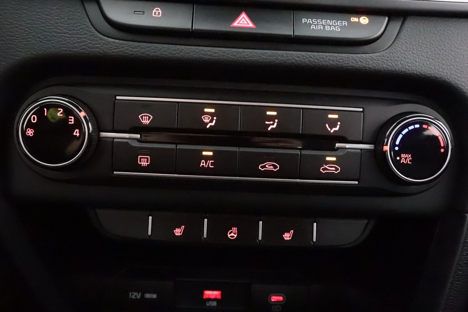 Kia XCeed 2023 1,5 T-GDI 160hv DCT - | Vakkari | P.kamera | LED | Kaistavahti | Facelift | Ratinlämmitin | Apple&Android |
