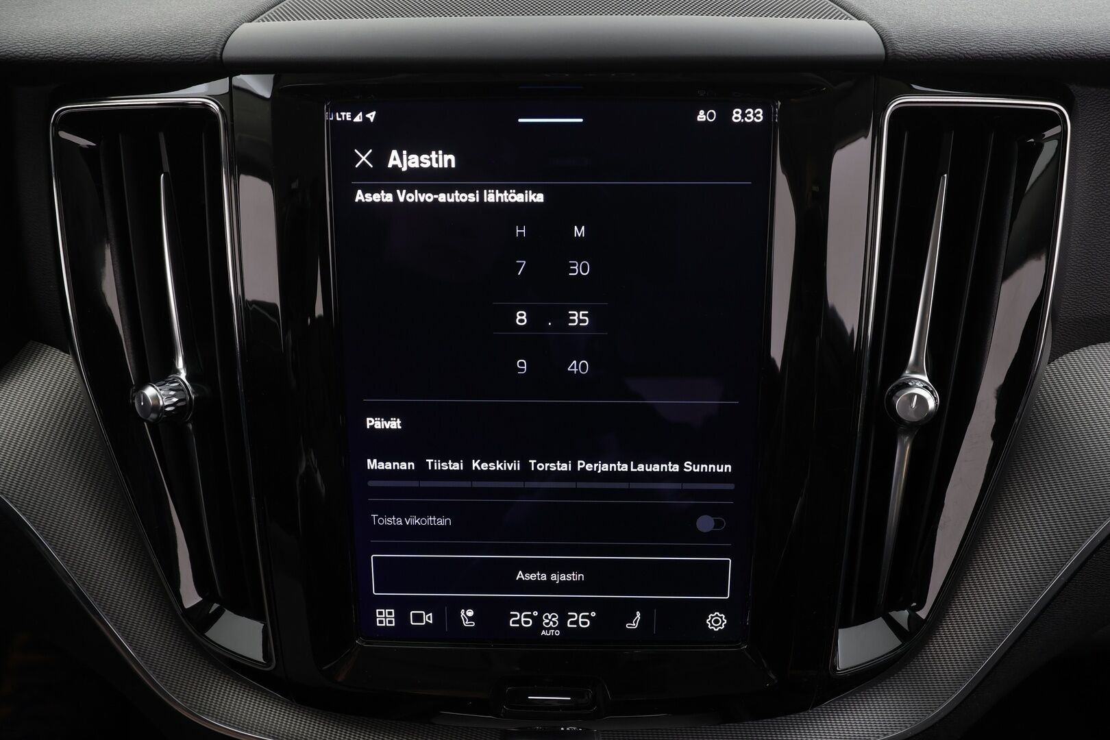 Volvo XC60 2023 B4 AWD D-MHEV Business Plus Bright aut * ACC / P.kamera / Full LED / Webasto / Muistipenkit / Navi / Facelift / BLIS * - 1.Om Suomi-auto / Kahdet renkaat aluvanteilla / Juuri huollettu - HULLUT BLACKWEEK JATKOT - KORKOTARJOUS 2,49%