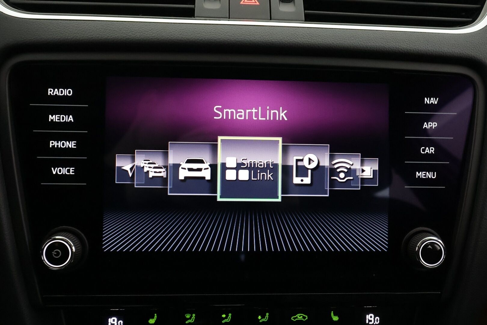 Skoda Octavia 2020 Combi 1,5 TSI Style DSG Autom. - | ACC | Webasto | Koukku | Canton | Digimittaristo | Puolinahat | P.kamera | Keyless | LED | Lämm. ratti | Navi | Merkkihuollot | 2x alut | 