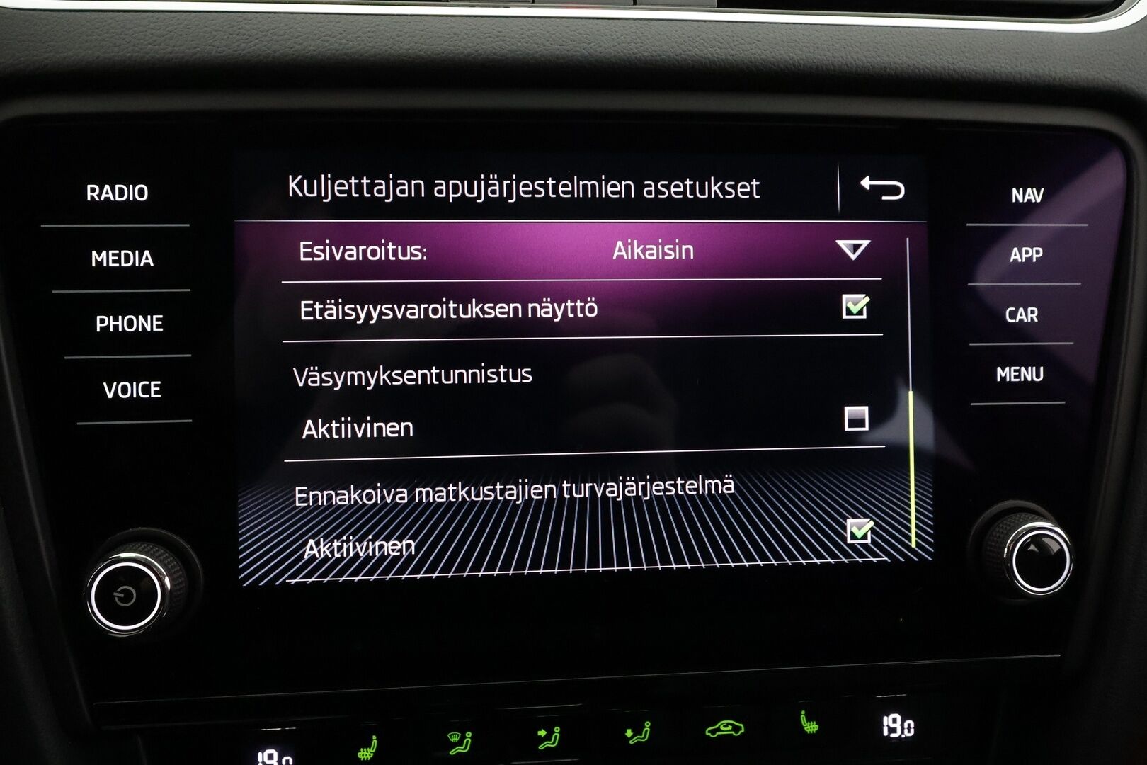 Skoda Octavia 2020 Combi 1,5 TSI Style DSG Autom. - | ACC | Webasto | Koukku | Canton | Digimittaristo | Puolinahat | P.kamera | Keyless | LED | Lämm. ratti | Navi | Merkkihuollot | 2x alut | 