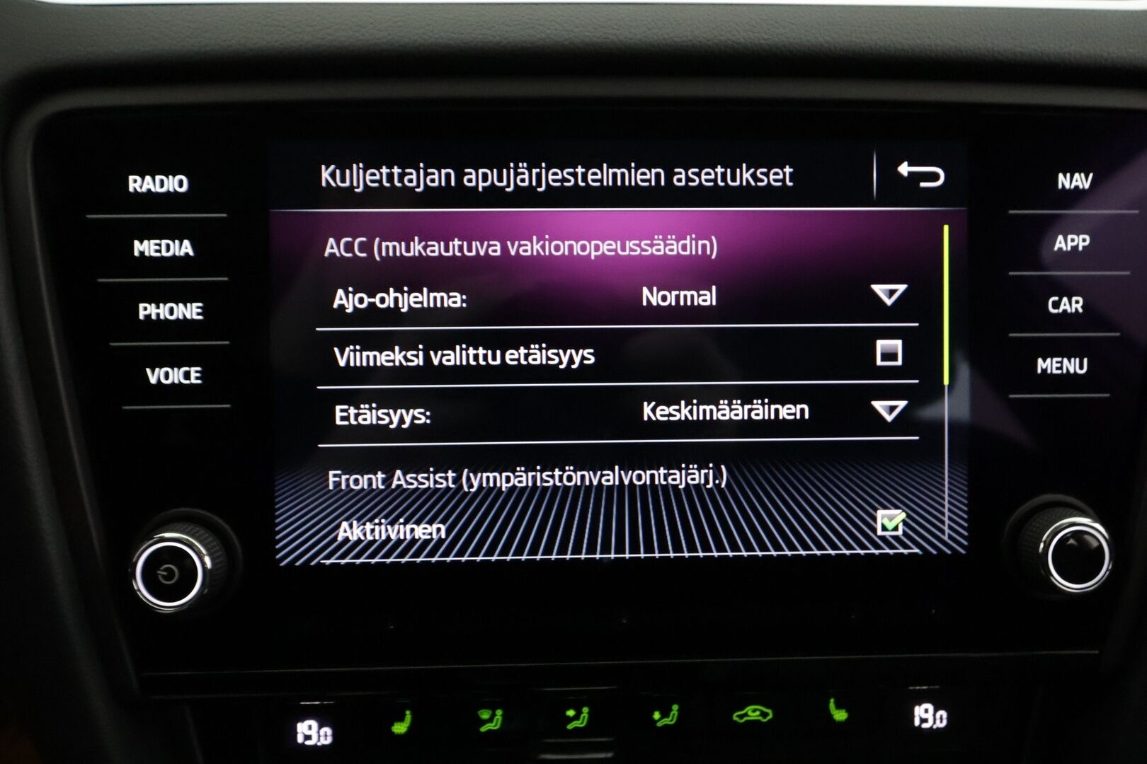 Skoda Octavia 2020 Combi 1,5 TSI Style DSG Autom. - | ACC | Webasto | Koukku | Canton | Digimittaristo | Puolinahat | P.kamera | Keyless | LED | Lämm. ratti | Navi | Merkkihuollot | 2x alut | 