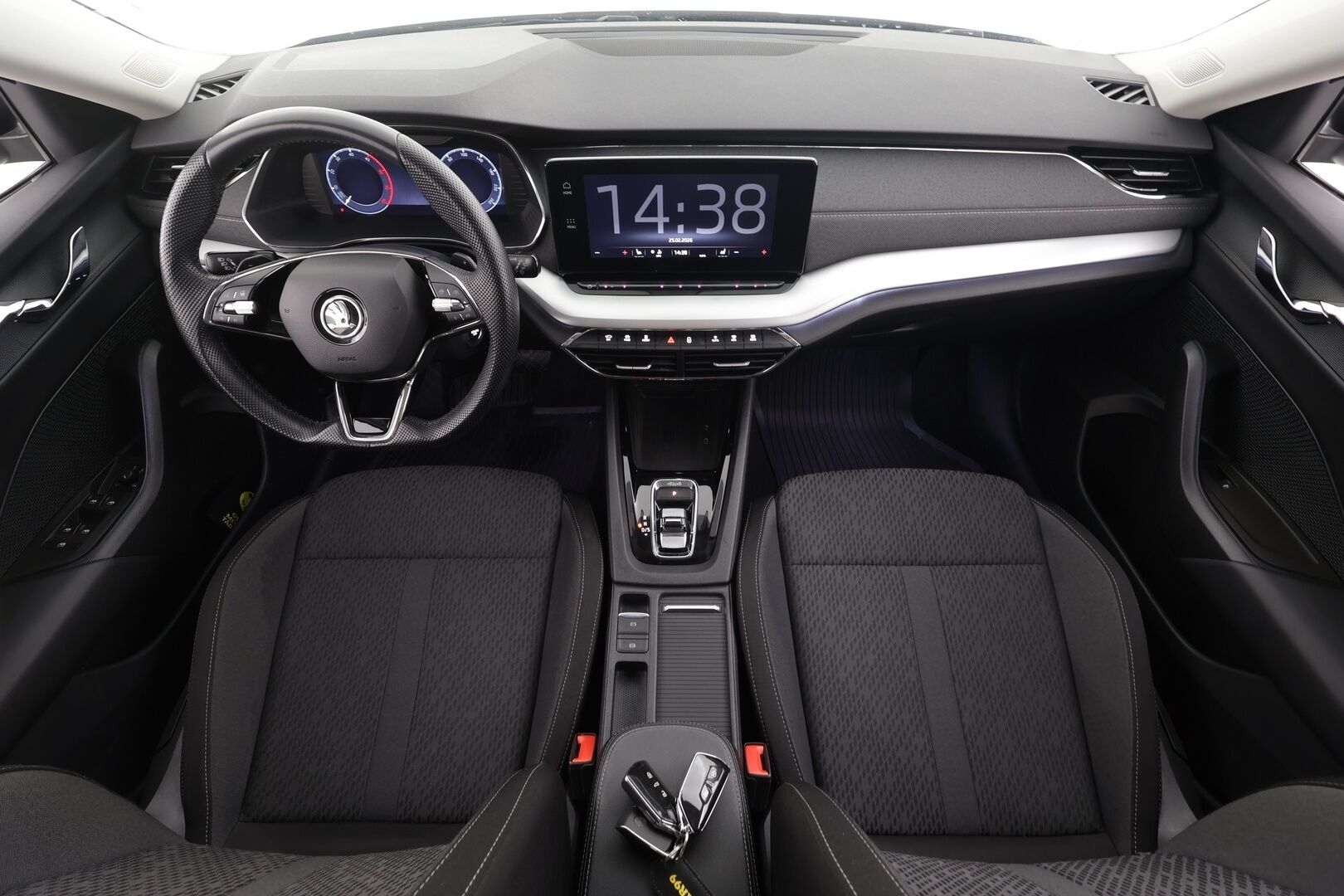 Skoda Octavia 2023 Combi 2.0 TDI 150 4x4 Style Nordic Edition DSG * Webasto / Koukku / ACC / Matrix / P.kamera / Navi * - 1-om Suomi-auto / Kahdet renkaat aluvanteilla / Merkkihuollot