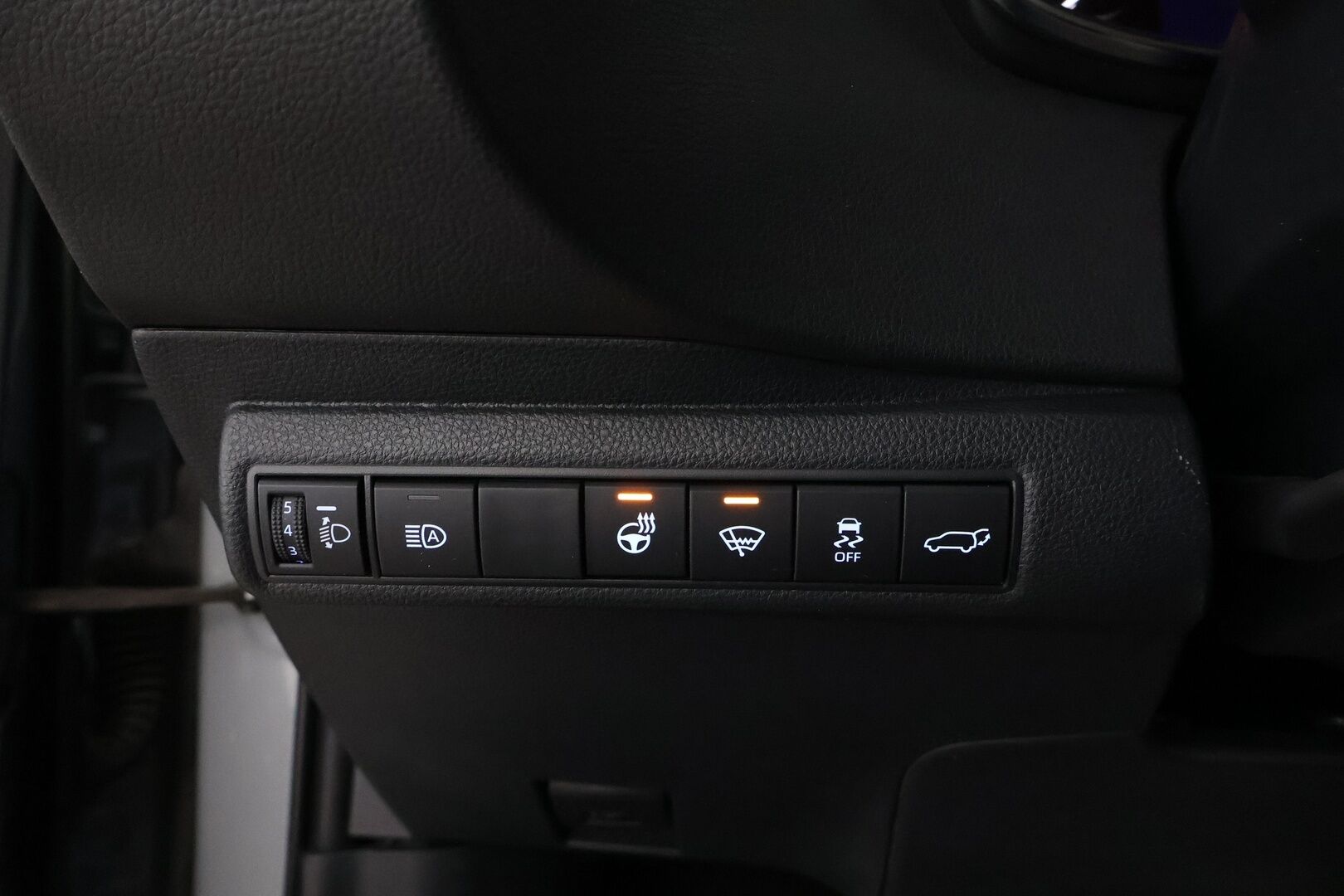 Toyota Corolla 2023 Touring Sports 1,8 Hybrid Prestige Edition - Suomiauto / Merkkihuollot / Adapt.Vakkari / Peruutuskamera / Puolinahkasisusta / Adapt.LED / Navi / Huippuvarusteet / Erikoisväri!