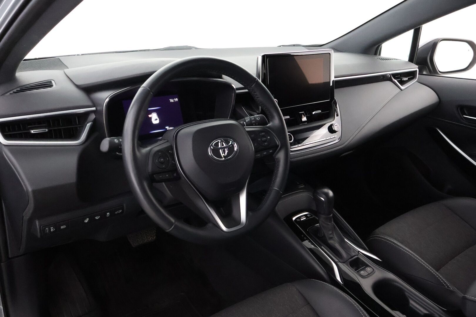 Toyota Corolla 2023 Touring Sports 1,8 Hybrid Prestige Edition - Suomiauto / Merkkihuollot / Adapt.Vakkari / Peruutuskamera / Puolinahkasisusta / Adapt.LED / Navi / Huippuvarusteet / Erikoisväri!