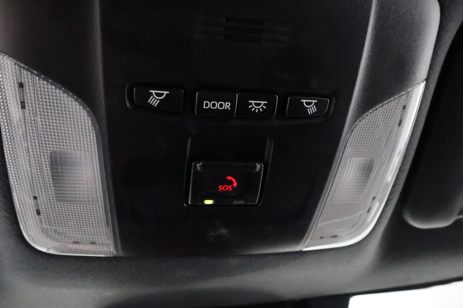 Toyota Corolla 2023 Touring Sports 1,8 Hybrid Prestige Edition - Suomiauto / Merkkihuollot / Adapt.Vakkari / Peruutuskamera / Puolinahkasisusta / Adapt.LED / Navi / Huippuvarusteet / Erikoisväri!