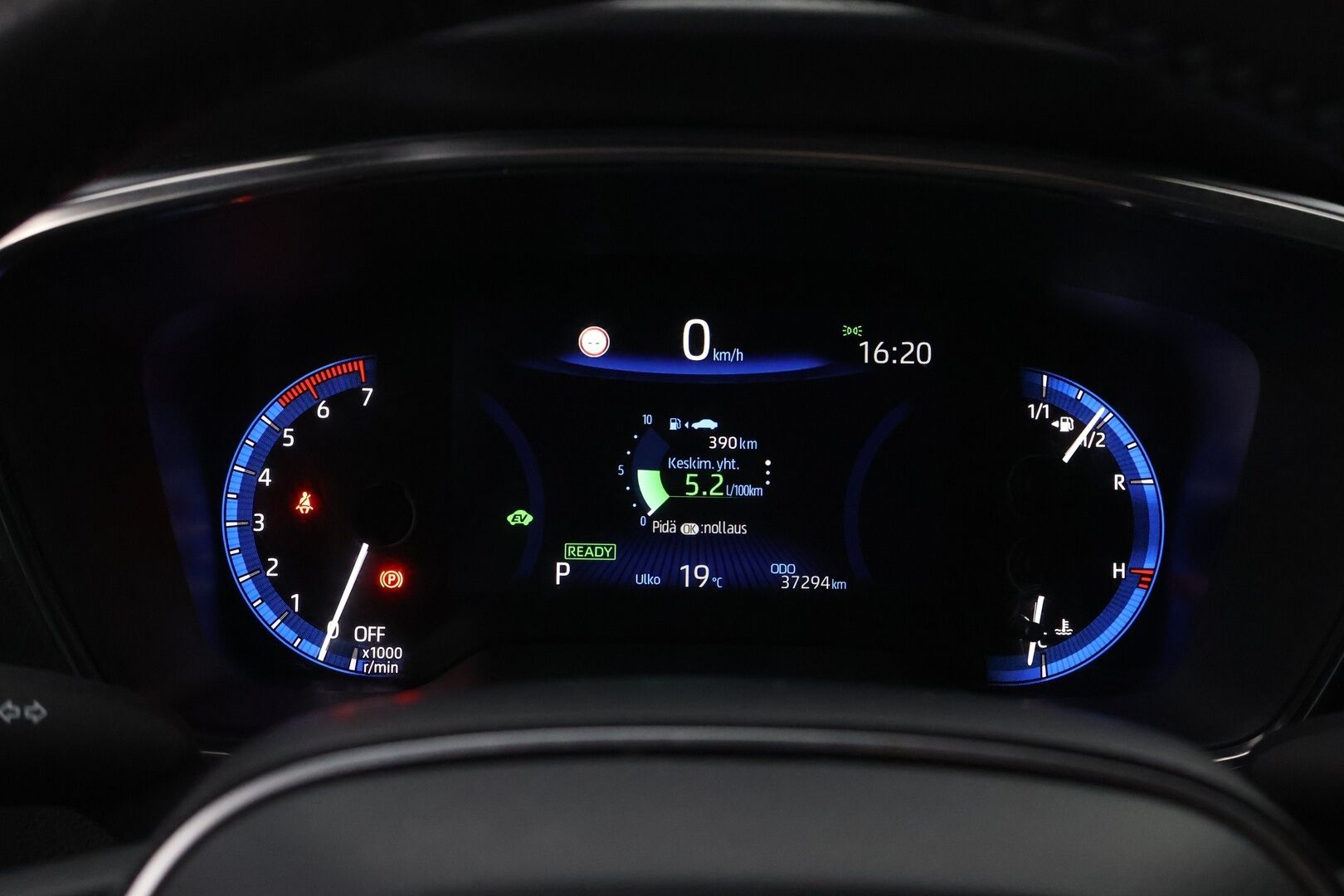 Toyota Corolla 2023 Touring Sports 1,8 Hybrid Prestige Edition - Suomiauto / Merkkihuollot / Adapt.Vakkari / Peruutuskamera / Puolinahkasisusta / Adapt.LED / Navi / Huippuvarusteet / Erikoisväri!