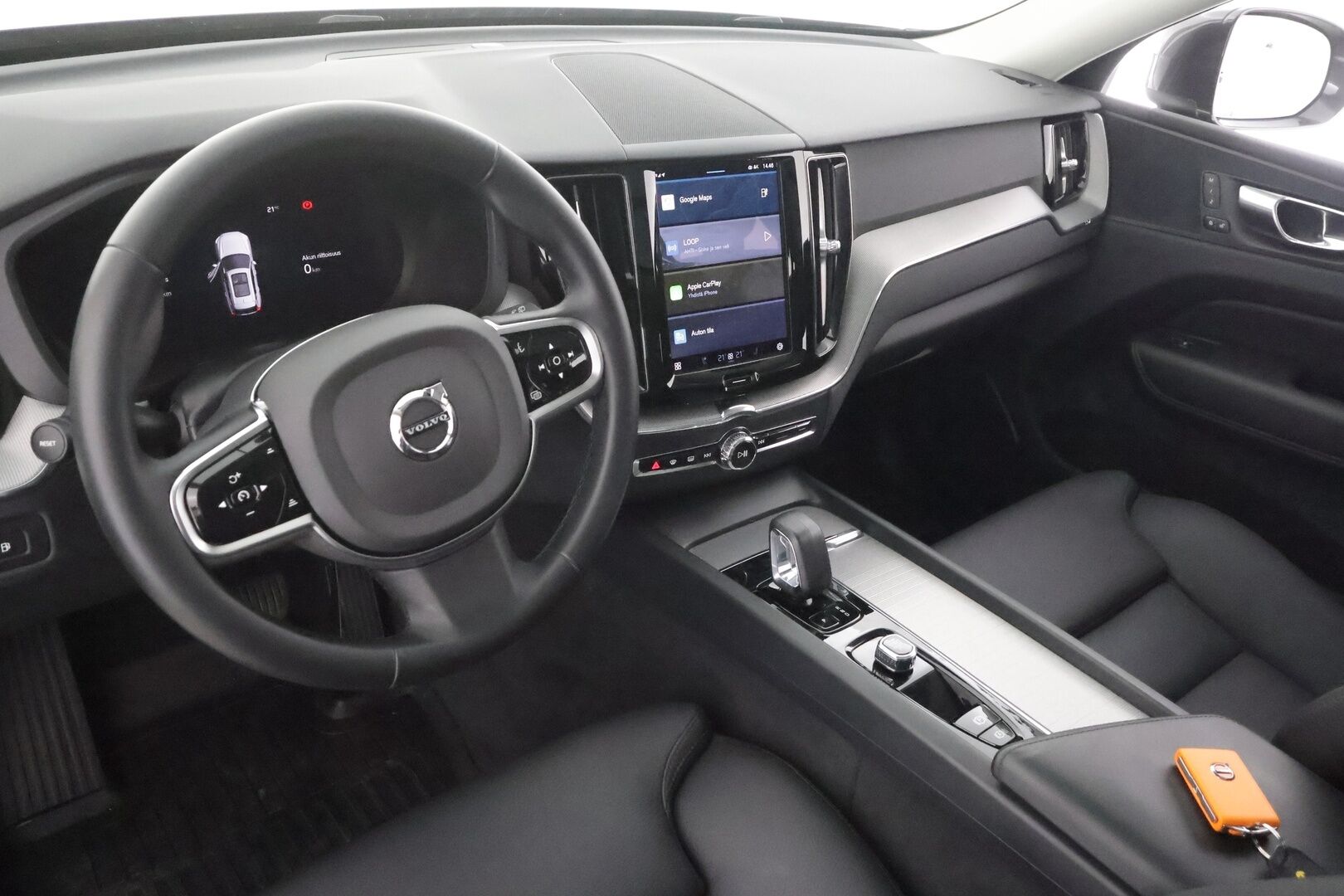 Volvo XC60 2023 T6 AWD Long Range Plus Bright aut - | Webasto | Koukku | ACC | Panorama | 360 | Sporttinahat Muistilla | Full-LED | HP Audio | Kaistavahti | Katveavustin | Navi | Keyless | 1-om Suomi-auto | Merkkihuollot | Kahdet renkaat |
