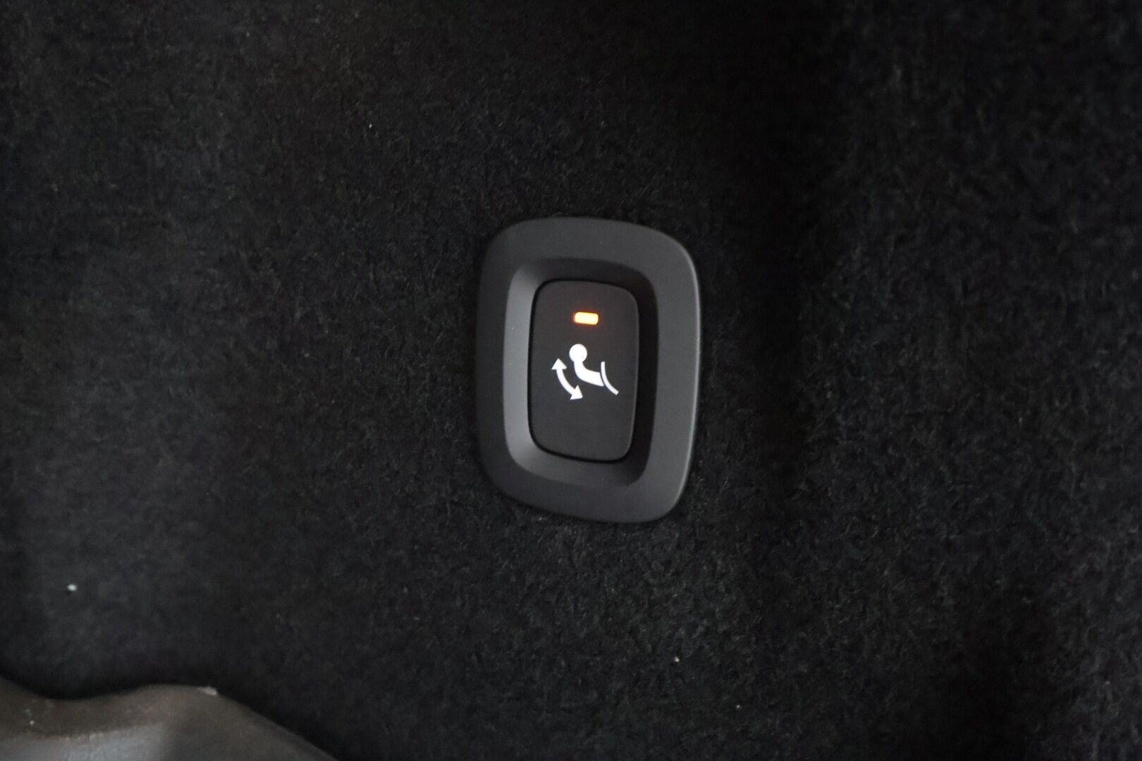 Volvo XC60 2023 T6 AWD Long Range Plus Bright aut - | Webasto | Koukku | ACC | Panorama | 360 | Sporttinahat Muistilla | Full-LED | HP Audio | Kaistavahti | Katveavustin | Navi | Keyless | 1-om Suomi-auto | Merkkihuollot | Kahdet renkaat |