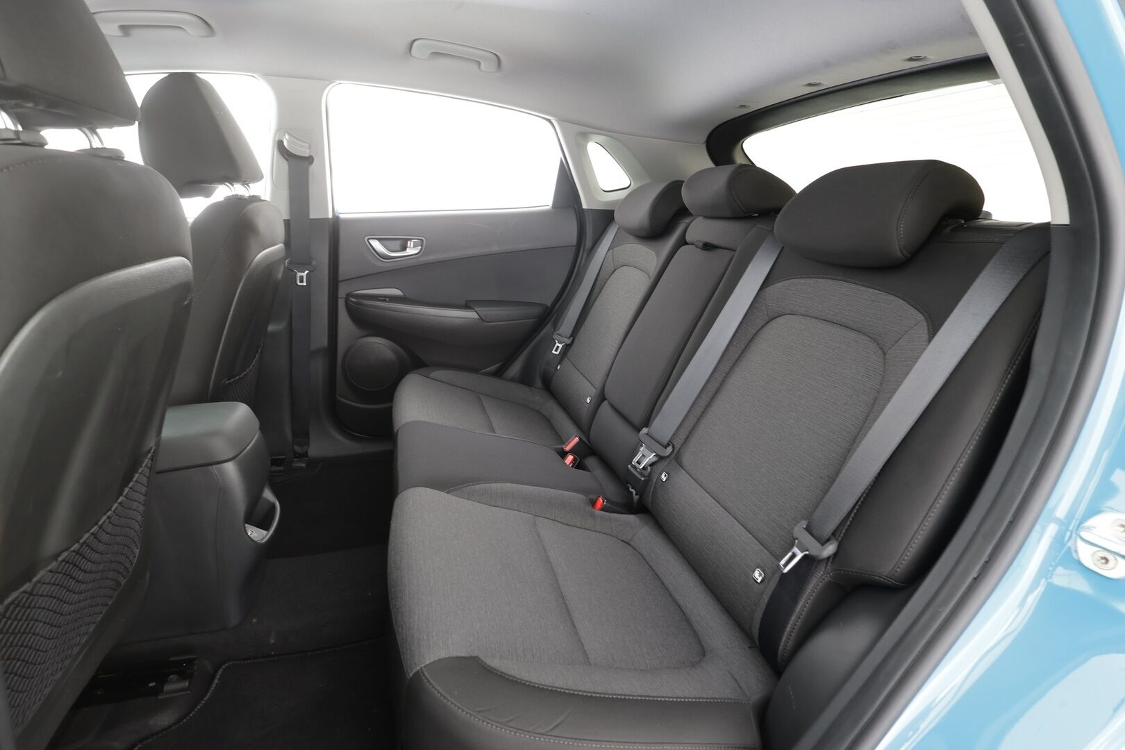 Hyundai KONA 2022 Electric 64 kWh 204 hv Comfort - | ACC | ILP | Vetokoukku | HUD | Krell | HDA | LED | Digimittaristo | P.kamera | Blind spot assist | RCTA | Lämm. ratti | Apple & Android | 