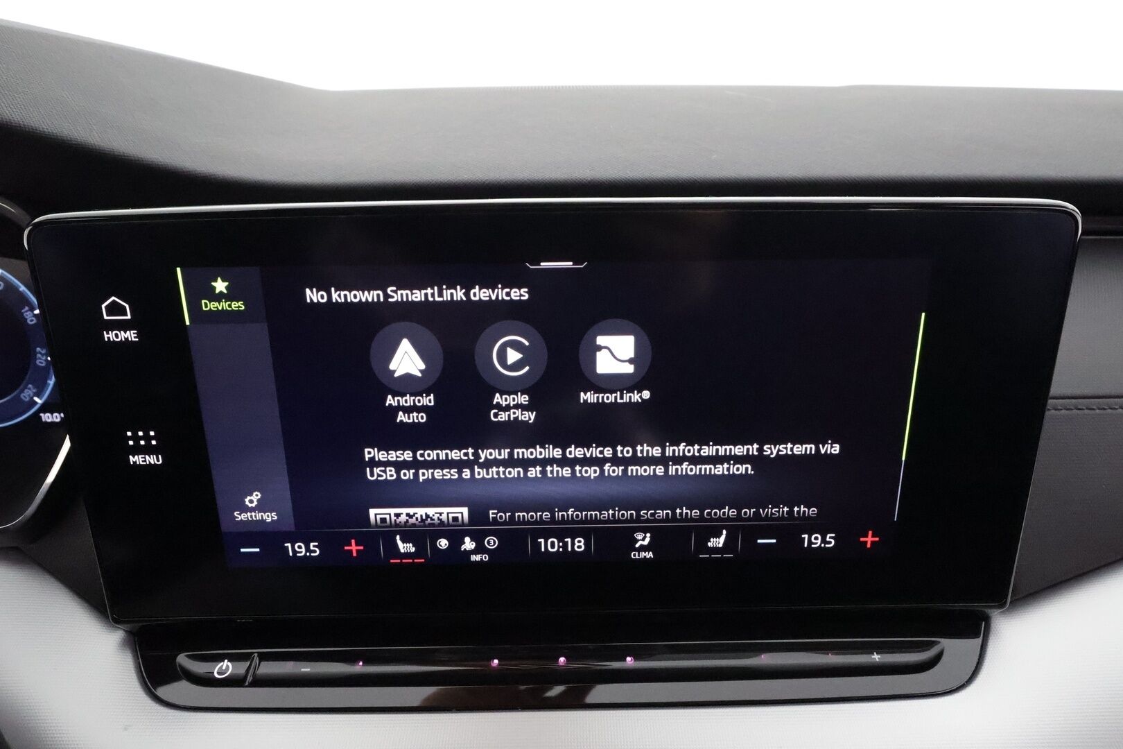 SKODA OCTAVIA 2023 Combi Ambition 2.0 TDI 110kW - ACC | Webasto | Koukku | Matrix LED | Hierovat penkit | P.kamera ja tutkat | Ambient | KeyLess | Navi 