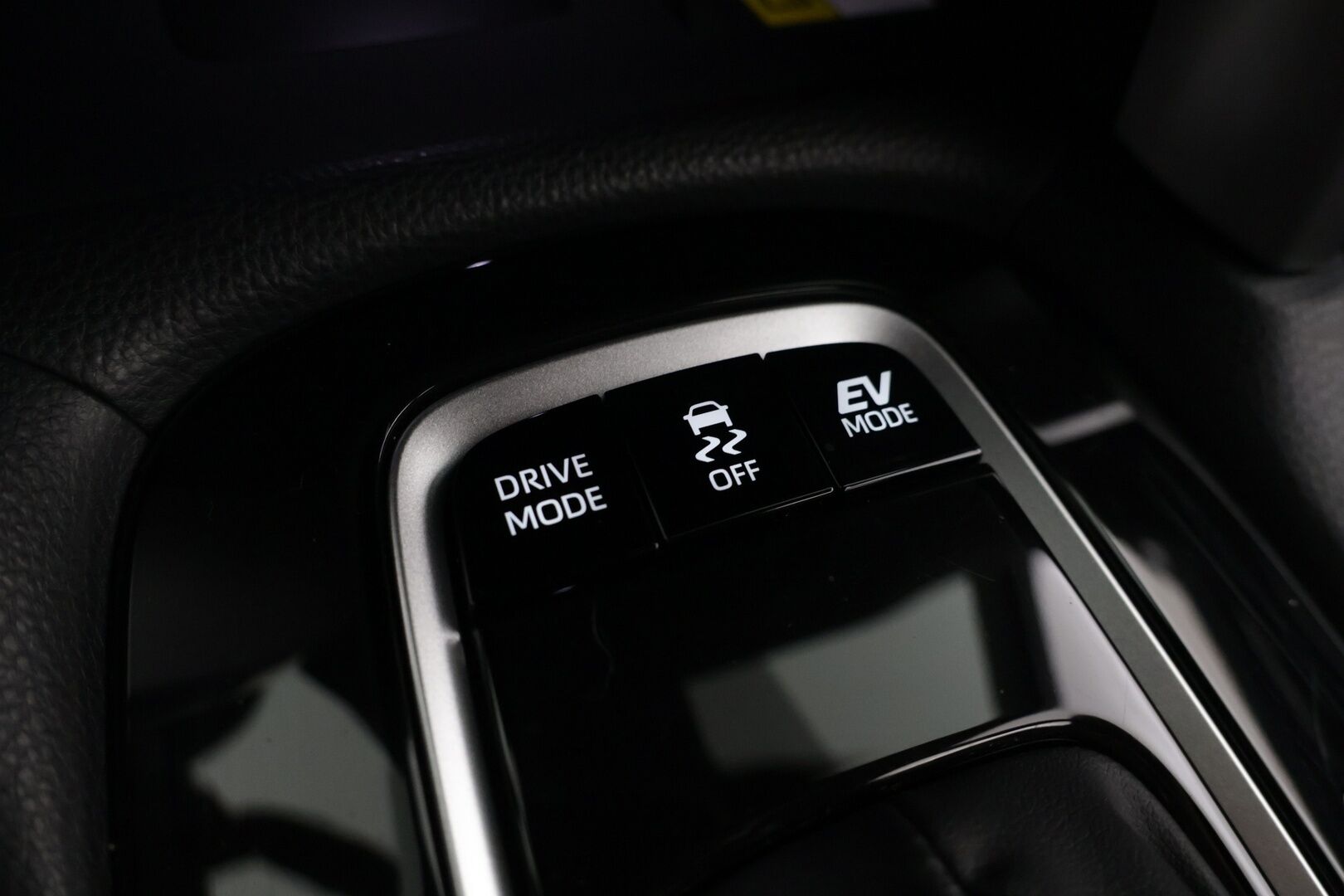 TOYOTA COROLLA CROSS 2024 2.0 Hybrid AWD-i Launch Edition - | ACC | LED | P.kamera | Navi | Kaistavahti | Digimittaristo | Keyless |
