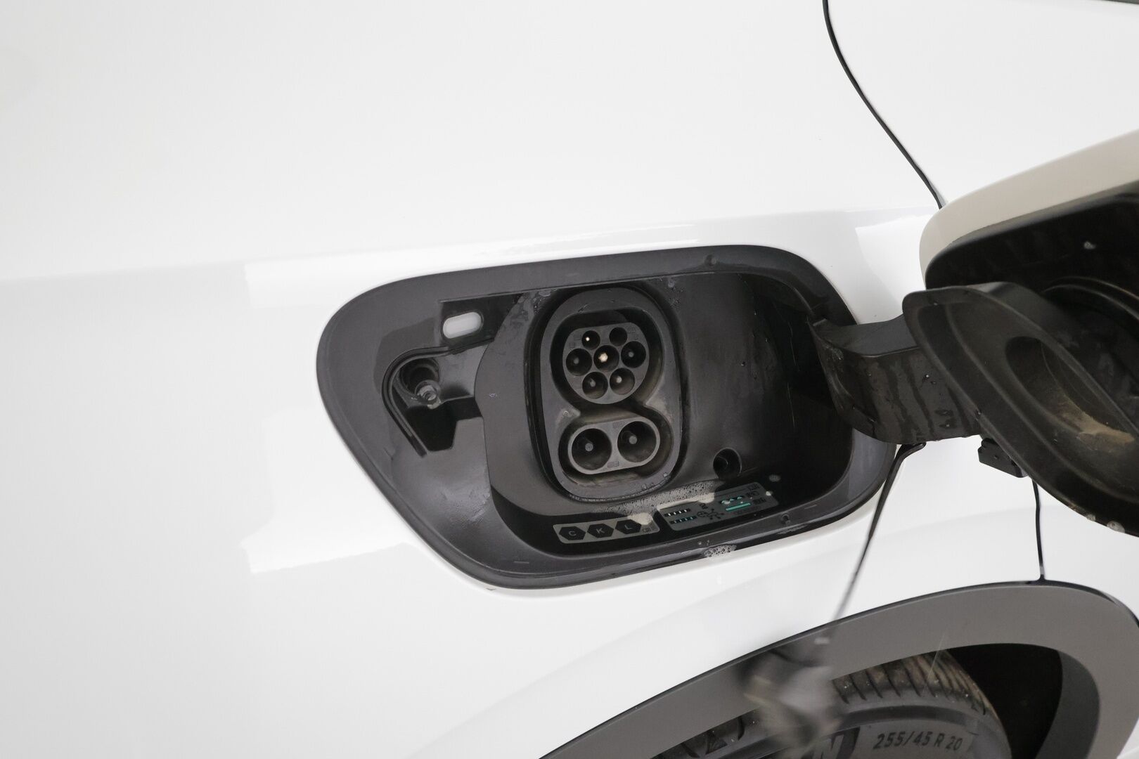 VOLKSWAGEN ID.4 2023 GTX Dual Motor 82kWh 220kW - | ACC | ILP | Koukku | 360° | Matrix-LED | Side assist | Travel assist | Sähk. takaluukku | ALV |