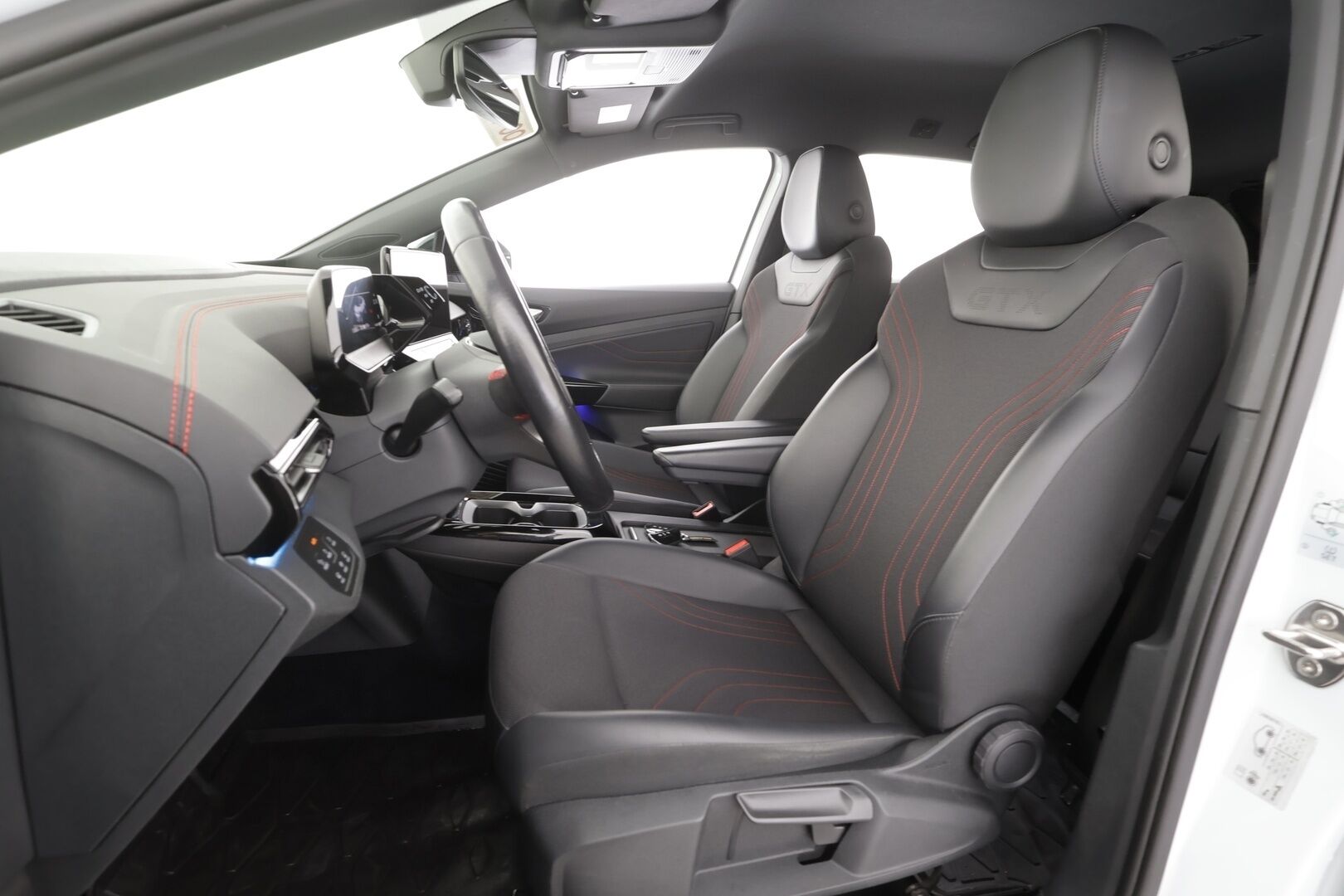 VOLKSWAGEN ID.4 2023 GTX Dual Motor 82kWh 220kW - | ACC | ILP | Koukku | 360° | Matrix-LED | Side assist | Travel assist | Sähk. takaluukku | ALV |