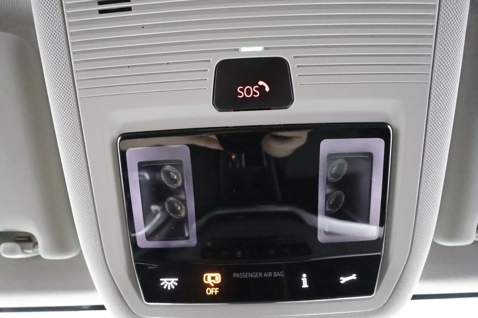 SKODA ENYAQ 2023 IV80 204hv Coupe Pluspaket - | ACC | ILP | Koukku | Matrix-LED | Lasikatto | Muistipenkki | Keyless |