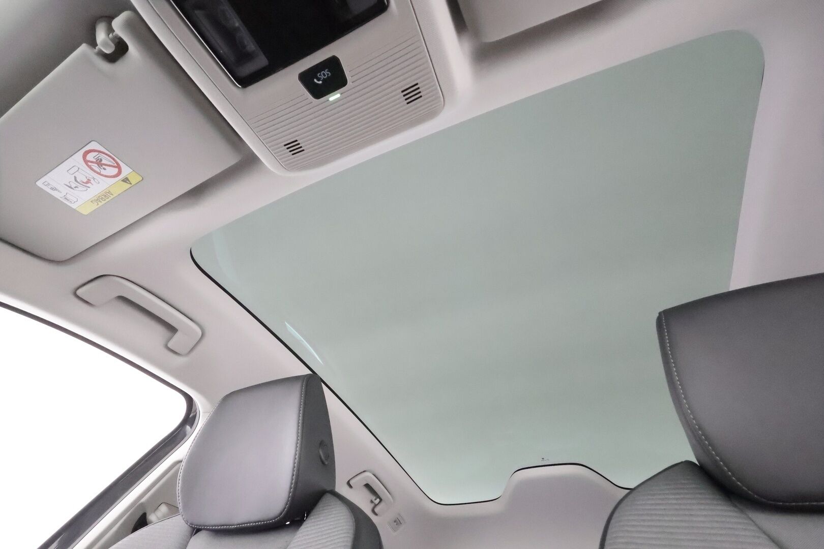 SKODA ENYAQ 2023 IV80 204hv Coupe Pluspaket - | ACC | ILP | Koukku | Matrix-LED | Lasikatto | Muistipenkki | Keyless |