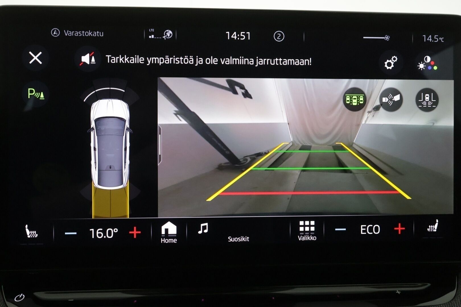 SKODA ENYAQ 2023 IV80 204hv Coupe Pluspaket - | ACC | ILP | Koukku | Matrix-LED | Lasikatto | Muistipenkki | Keyless |