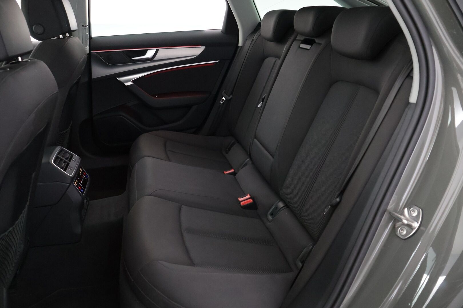 AUDI A6 2023 Avant 50 TFSI e quattro - | ACC | Koukku | P.kamera | Sporttipenkit | LED | Keyless | Apple&Android | Merkkihuollettu | Kahdet renkaat vanteineen - KORKO VAIN 3,99 %