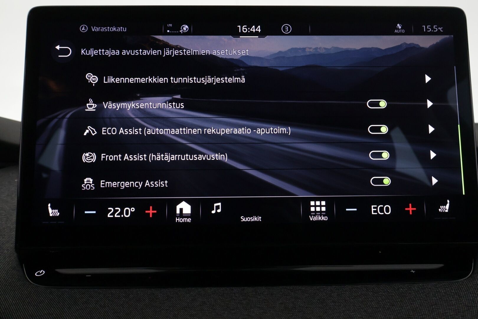 SKODA ENYAQ 2023 80iV 150kW - | ILP | ACC | LED | 360 | Kaistavahti | Digimittaristo | Keyless | Ratinlämmitys | Navi | 2x Latauskaapelit | Kahdet renkaat | Merkkihuollot | 