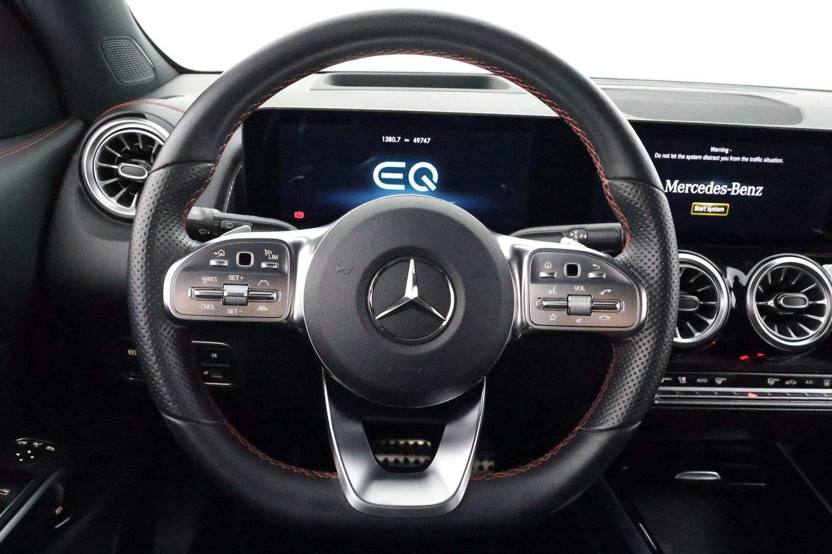 Mercedes-Benz EQB 2022 350 4MATIC AMG - | ILP | Widescreen | HUD | Distronic | P.Kamera | Nahka-Alcantara | LED-HP | Katveavustin | Kaistavahti | Navi | Keyless | Kahdet renkaat | 