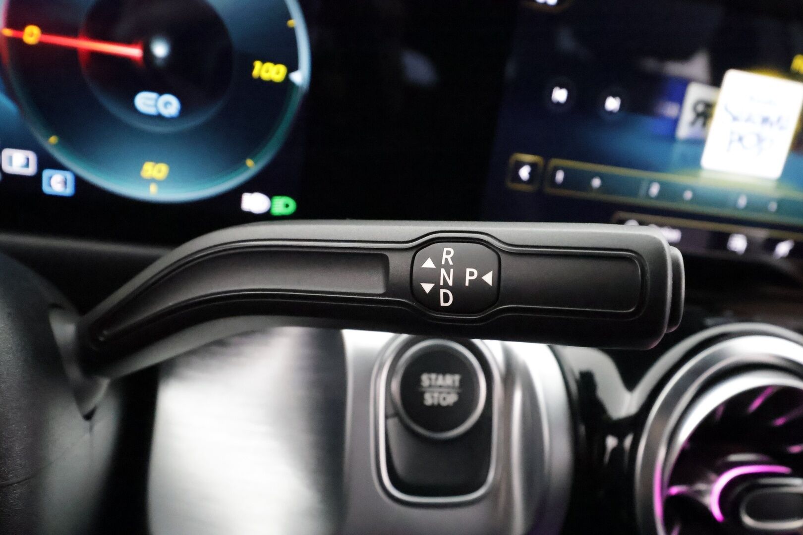 Mercedes-Benz EQB 2022 350 4MATIC AMG - | ILP | Widescreen | HUD | Distronic | P.Kamera | Nahka-Alcantara | LED-HP | Katveavustin | Kaistavahti | Navi | Keyless | Kahdet renkaat | 