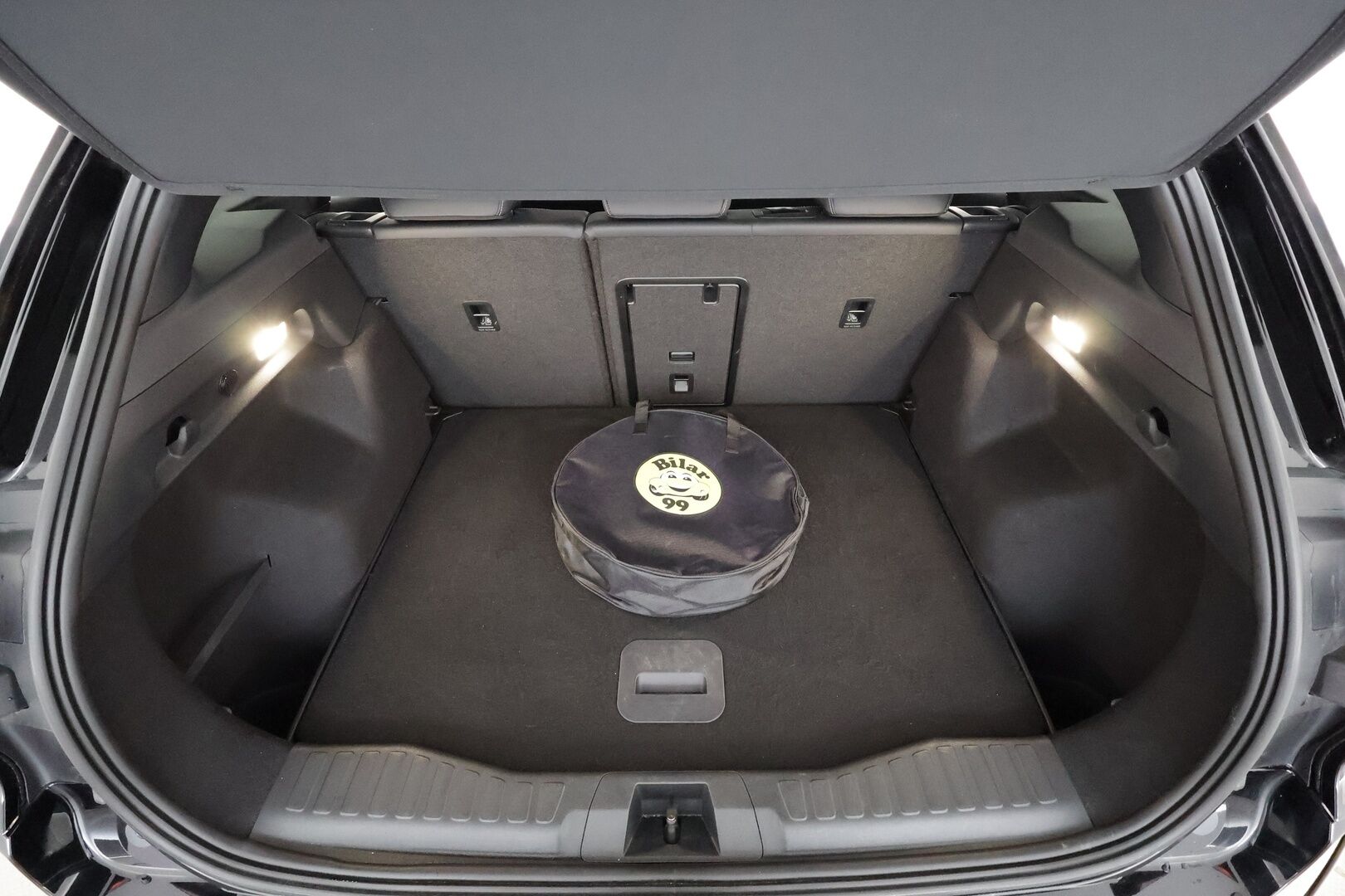FORD EXPLORER 2024 RWD Extended Range 77 kWh 286 hv Premium - | ACC | B&O | Matrix | HUD | 360° | Muistipenkit hieronnalla | Ambient light | Lämm. ratti | Keyless | Ajolinja-avustin | BSM | Sähk. takaluukku |