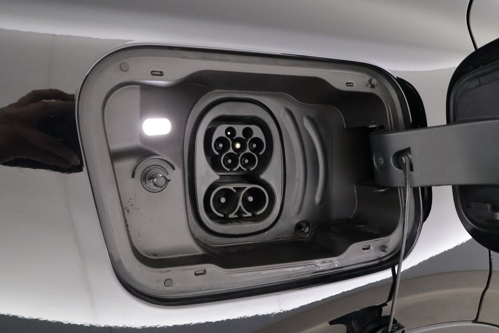 FORD EXPLORER 2024 RWD Extended Range 77 kWh 286 hv Premium - | ACC | B&O | Matrix | HUD | 360° | Muistipenkit hieronnalla | Ambient light | Lämm. ratti | Keyless | Ajolinja-avustin | BSM | Sähk. takaluukku |