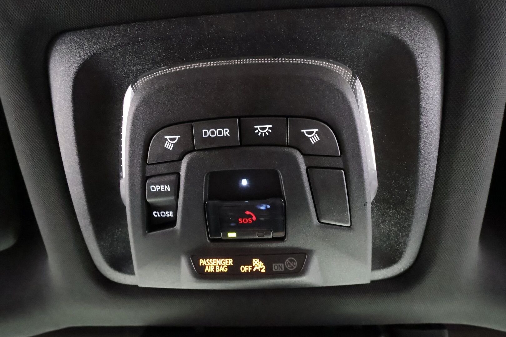 TOYOTA BZ4X 2024 Style AWD - | ACC | LED | 360-Kamera | Ilmastoidut Nahat | Ratinlämmitys | Panorama | Muistipenkki | Apple&Android |