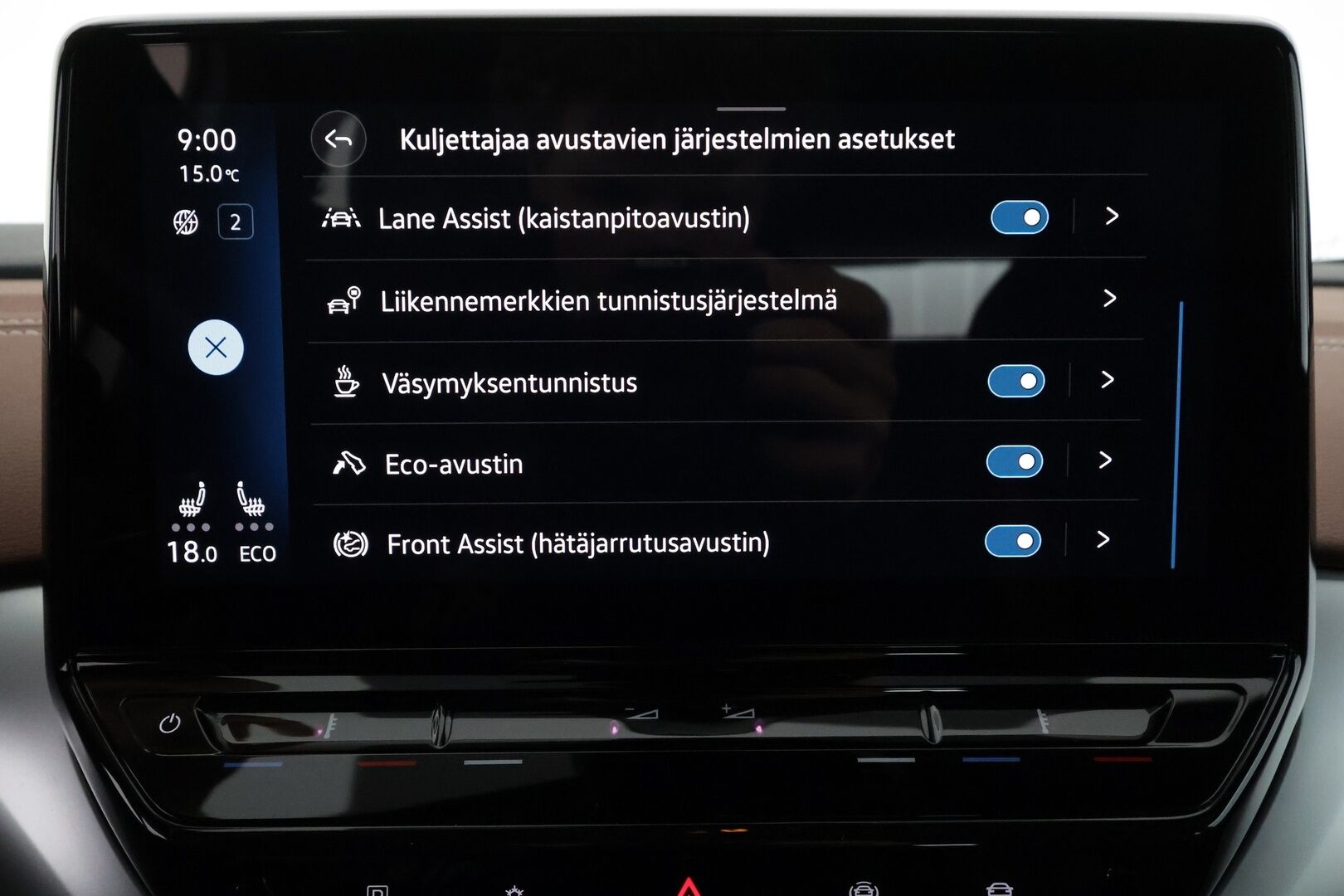 VOLKSWAGEN ID.4 2023 Pro 4MOTION Business 195 kW, akku 77 kWh - | ILP | Koukku | ACC | LED | P.Kamera | Nahka-Alcantara | Navi | Kaistavahti | Keyless | Kahdet renkaat | 2x Latauskaapelit | Merkkihuollot |
