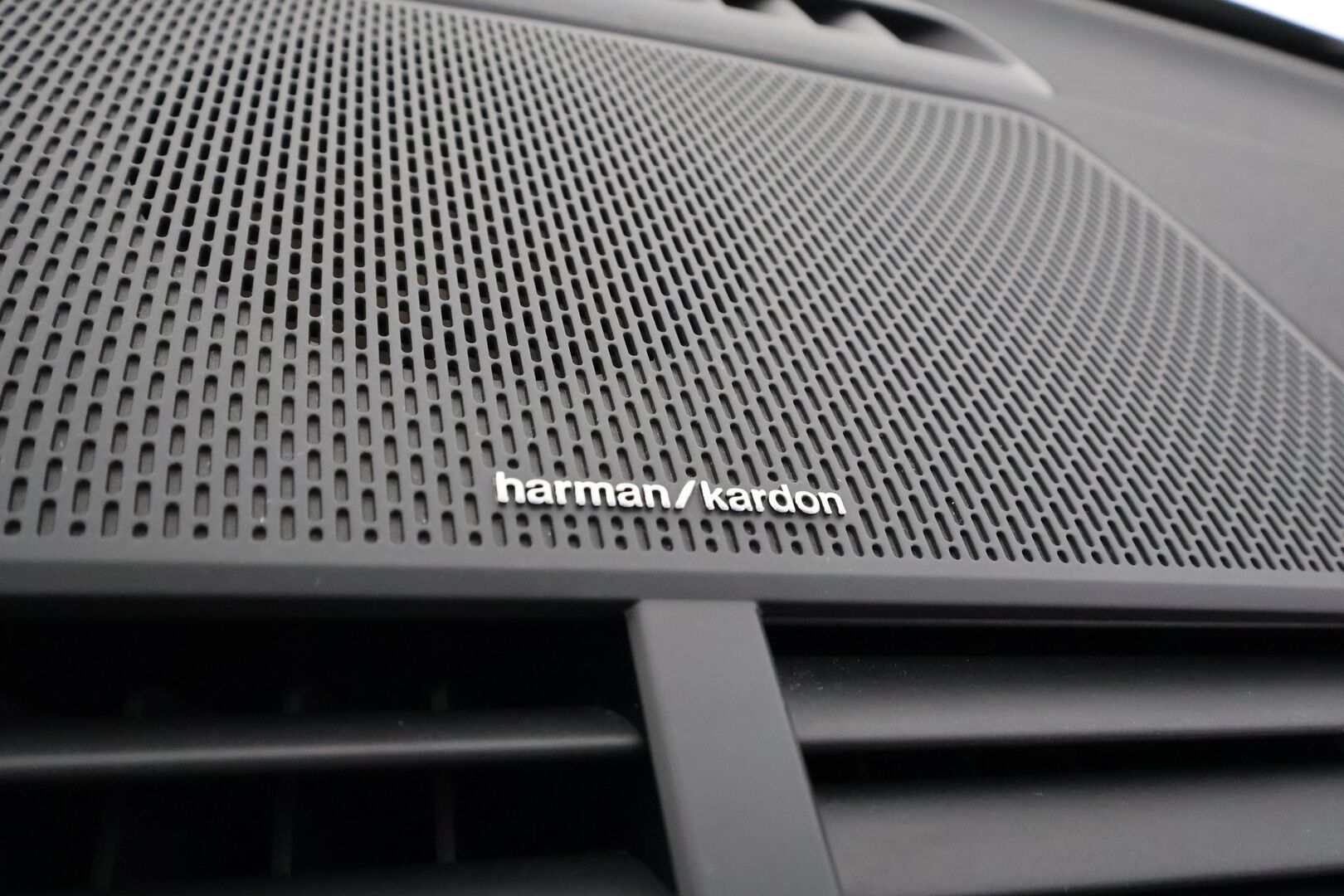 Polestar 2 2021 Long Range Dual Motor Performance, 300kW, 78kWh - ACC | ILP | Koukku / Pixel LED /  H/K / 360-Kamera | Lasikatto | H/K | Muistipenkki | Keyless | Apple&Android | Kahdet Renkaat |