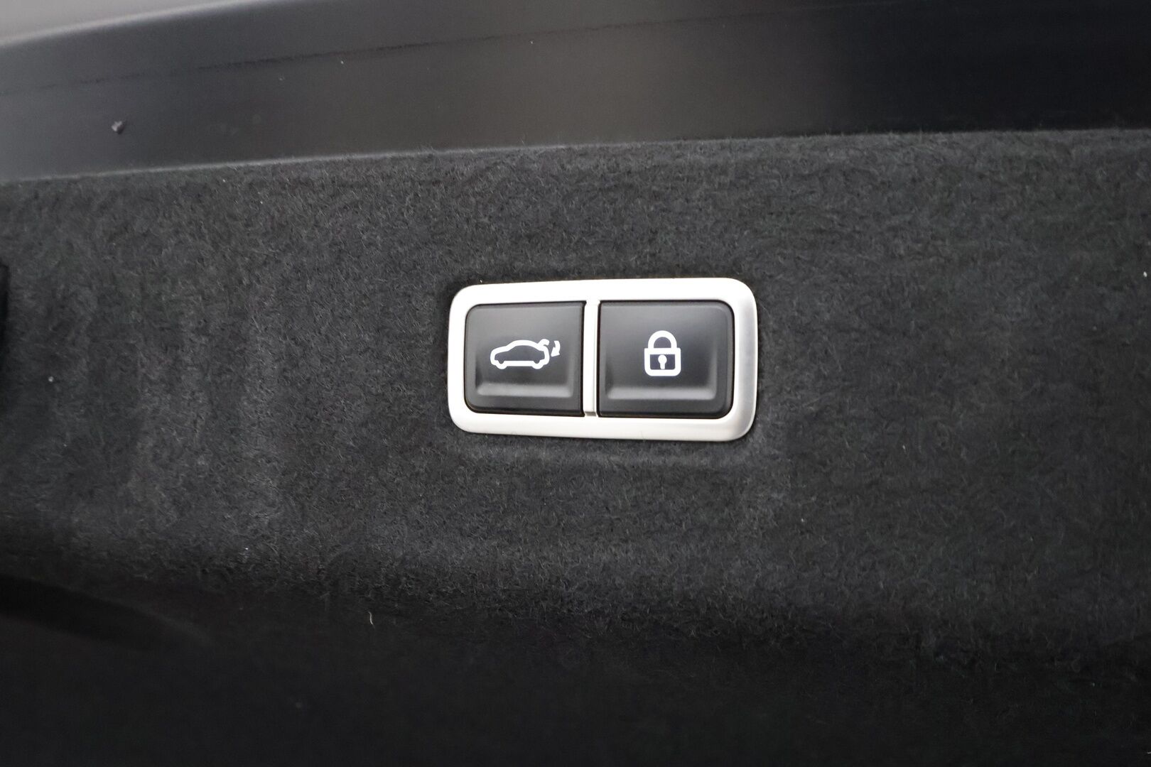 HYUNDAI IONIQ 6 2023 77 kWh 229 hv Ultimate - | ACC | ILP | HUD | 360° | BOSE | Kattoluukku | Ilmastoidut relax nahat | Muistipenkki | Matrix-LED | Kamerapeilit | HDA | V2L | Merkkihuollot | 