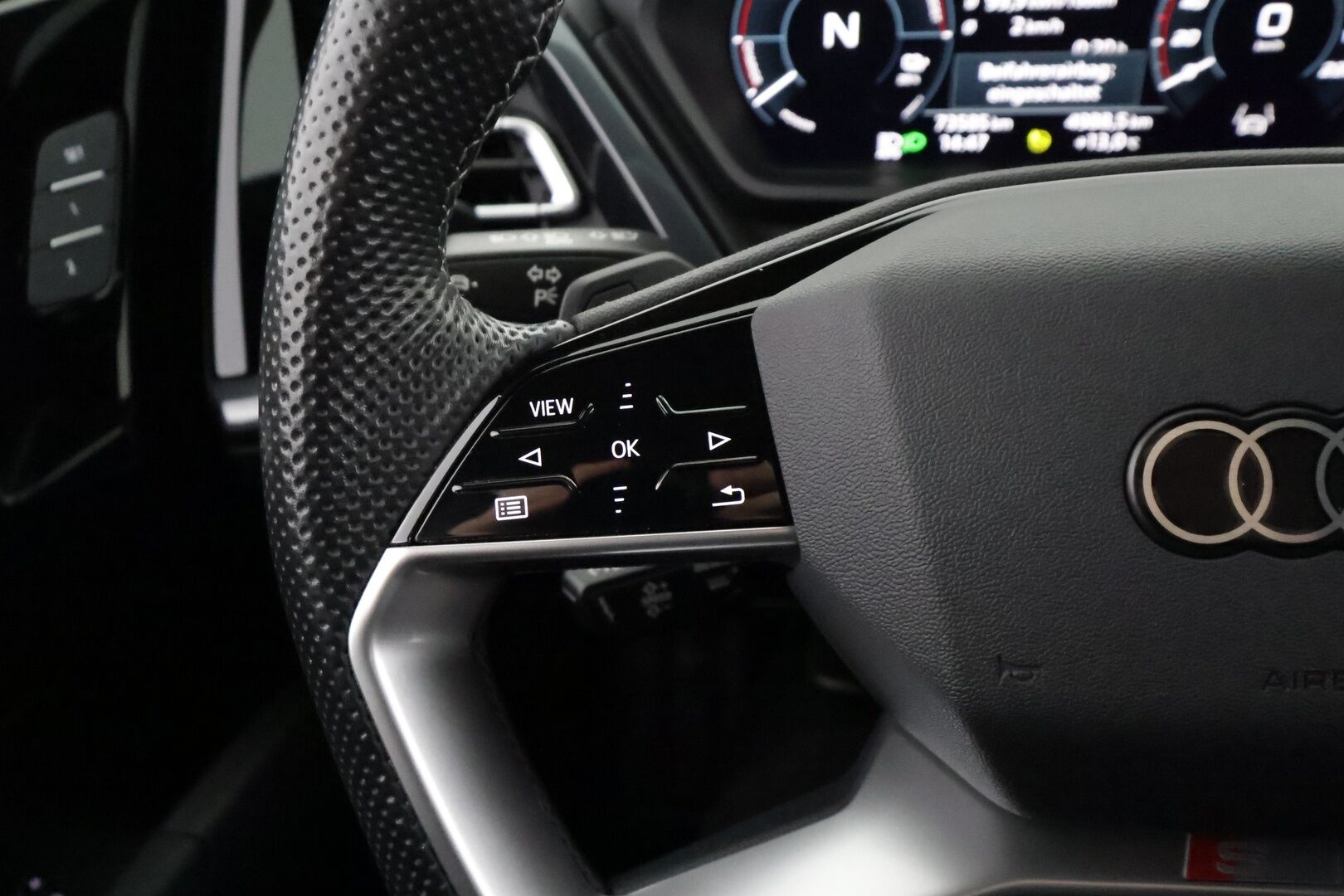 Audi Q4 e-tron 2023 Progress S line 50 e-tron quattro Sportback - | ACC | ILP | Koukku | Sonos | LED | Muistipenkki | P.Kamera | HUD | Sporttipenkit | Keyless | Apple&Android | Merkkihuollettu |