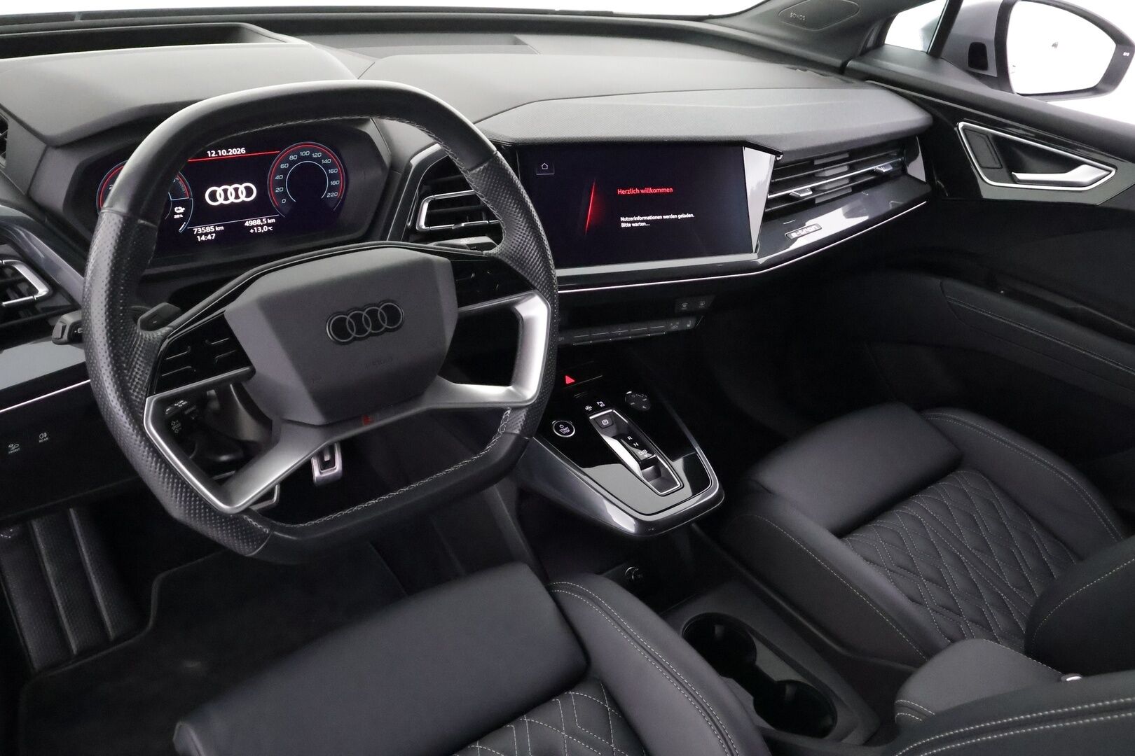 Audi Q4 e-tron 2023 Progress S line 50 e-tron quattro Sportback - | ACC | ILP | Koukku | Sonos | LED | Muistipenkki | P.Kamera | HUD | Sporttipenkit | Keyless | Apple&Android | Merkkihuollettu |
