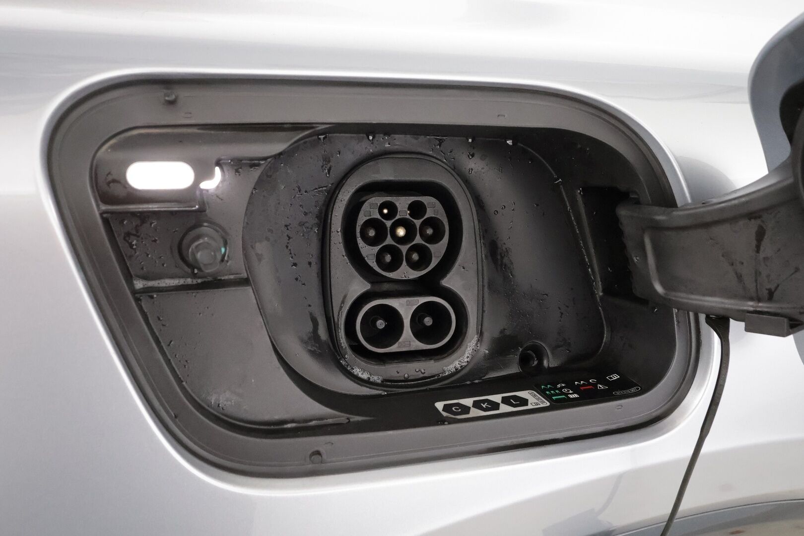 Audi Q4 e-tron 2023 Progress S line 50 e-tron quattro Sportback - | ACC | ILP | Koukku | Sonos | LED | Muistipenkki | P.Kamera | HUD | Sporttipenkit | Keyless | Apple&Android | Merkkihuollettu |