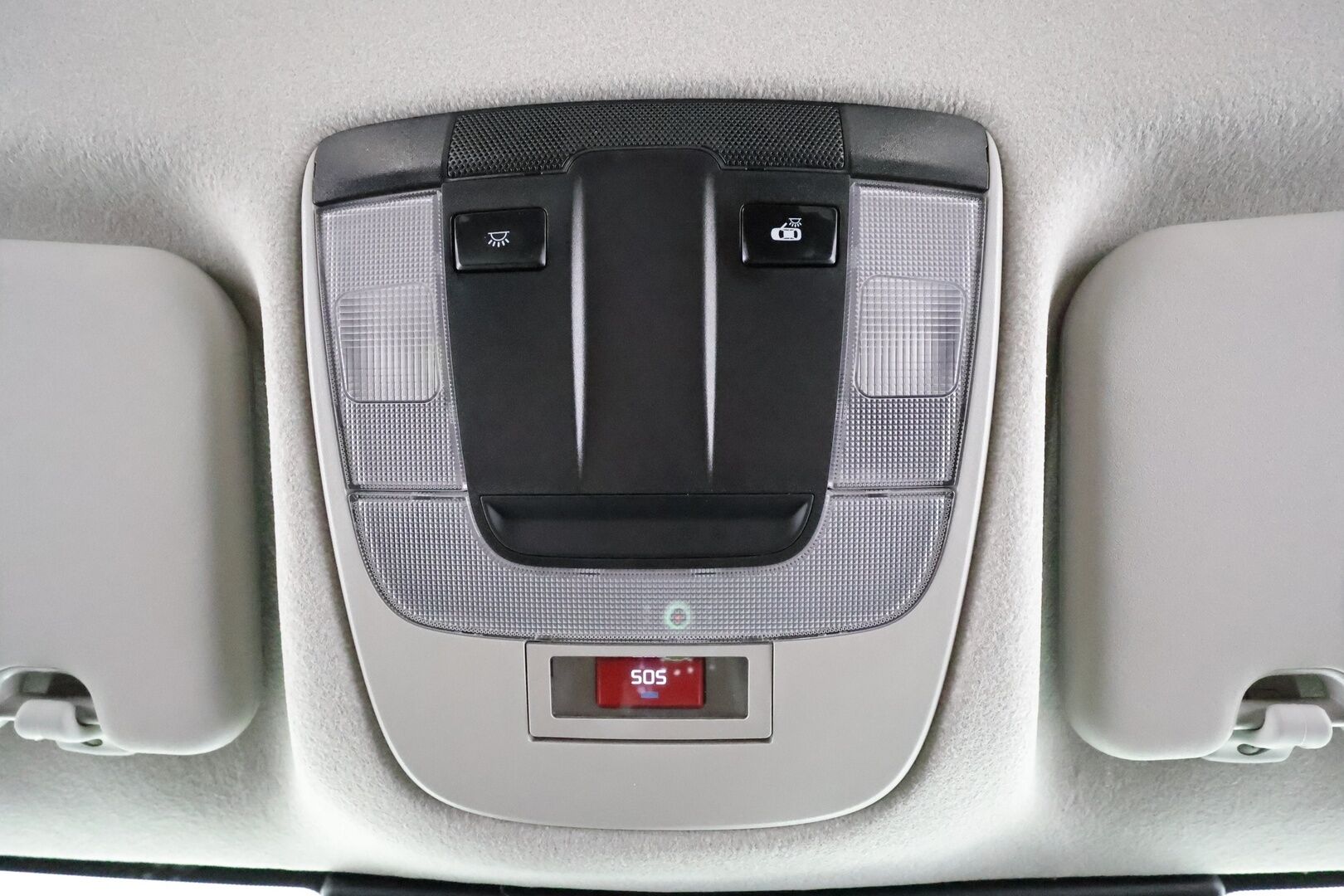 Kia Niro 2023 EX 64,8kWh 204hv - | ACC | ILP | Puolinahat | Sähköpenkki | V2L | LED | P.kamera ja tutkat | HDA | BSM | RCTA | Keyless | Lämm. ratti | 2x renkaat aluin | Merkkihuollot | 